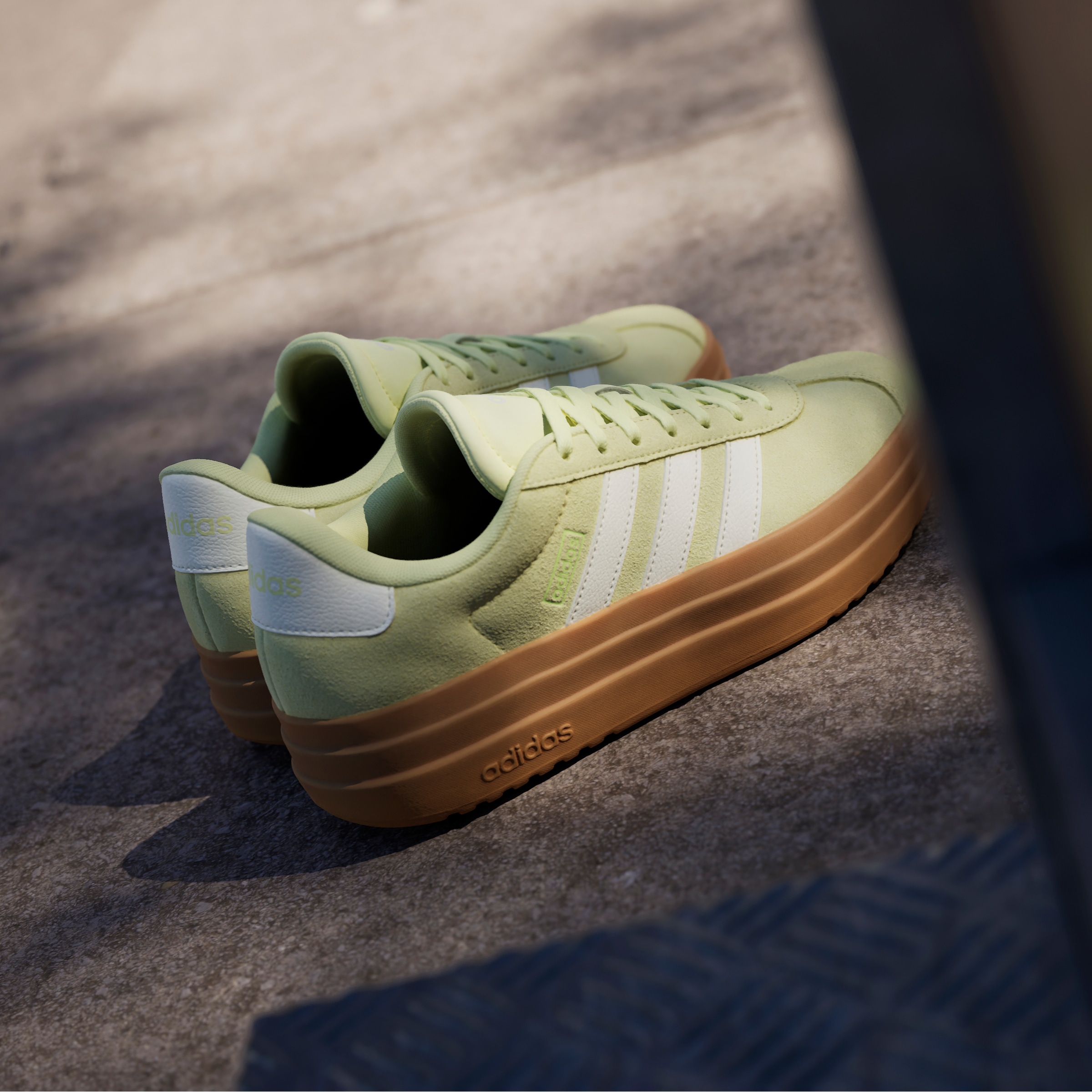 adidas Sportswear Sneaker »VL COURT BOLD«, Design auf den Spuren des adidas Gazelle Bold