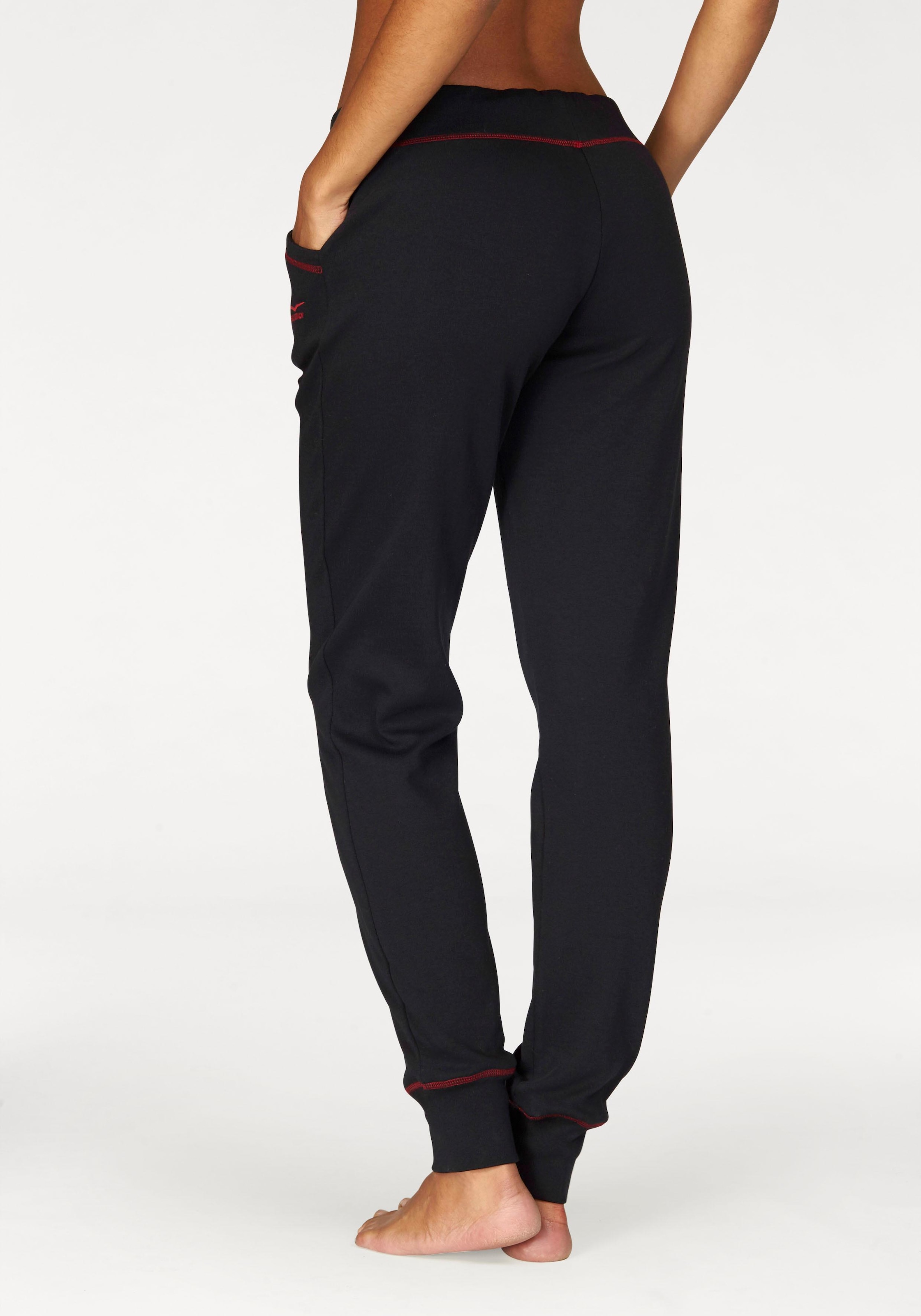 Bench. Loungewear Relaxhose, mit kontrastfarbenen Nähten, Loungewear