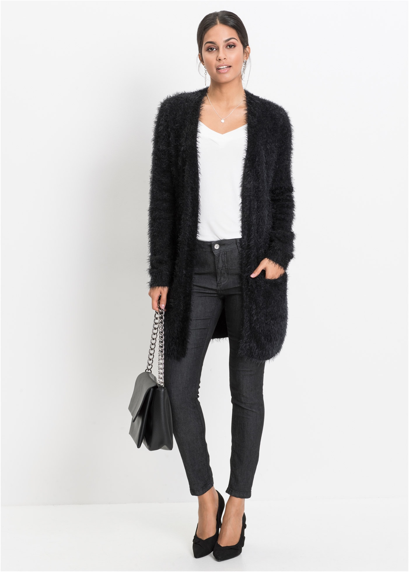 bonprix Cardigan long »Longstrickjacke in Flauschoptik« lockere Passform, mit flauschiger Optik, eleganter Stil