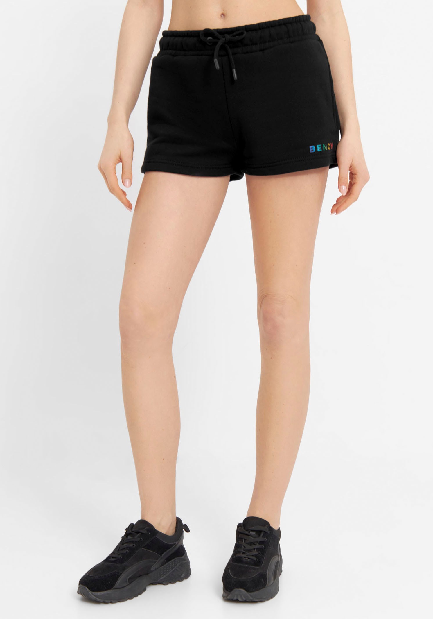 Image of Bench. Relaxshorts, mit buntem Logodruck bei Ackermann Versand Schweiz