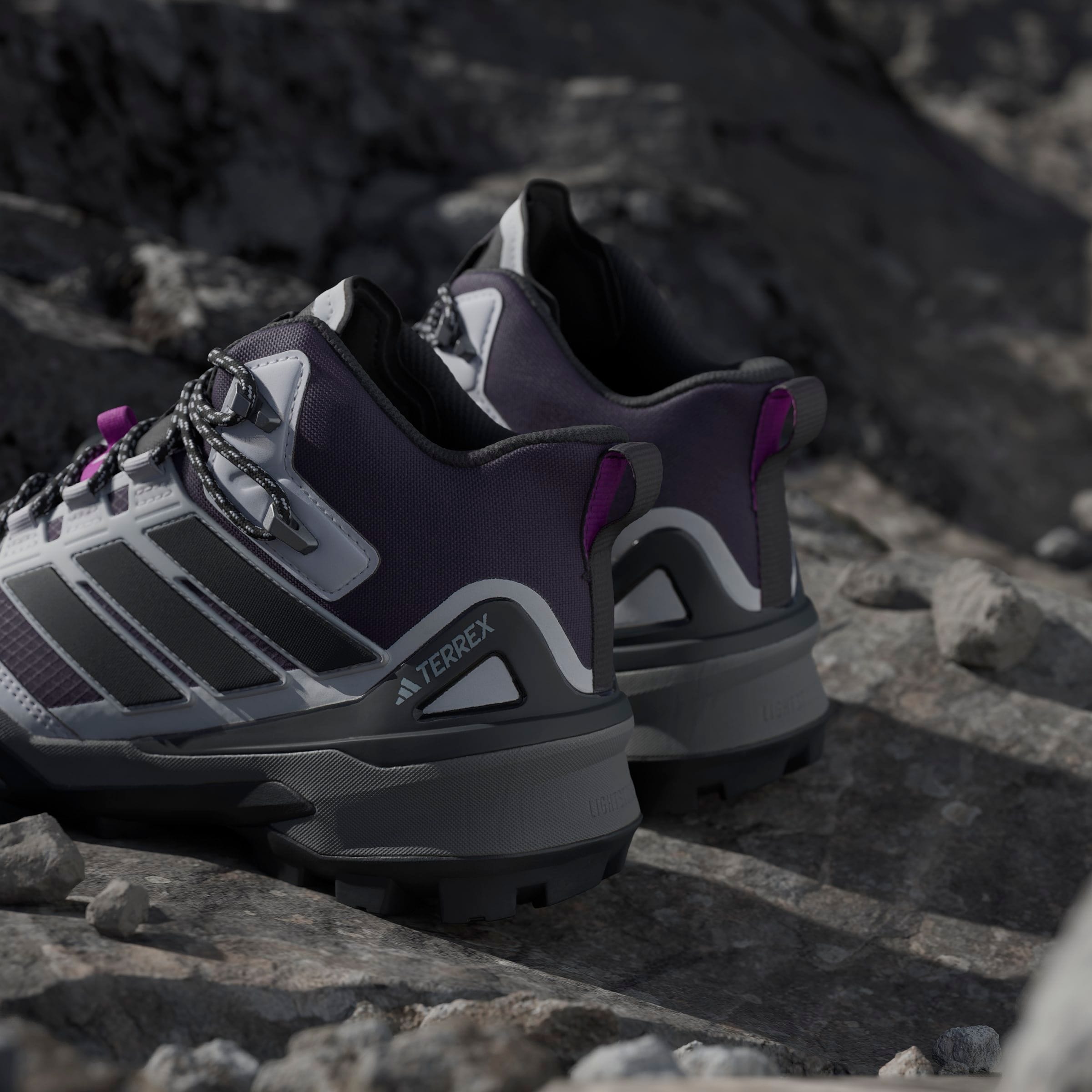 adidas TERREX Wanderschuh »TERREX SKYCHASER MID GORE-TEX«  wasserdicht dank Gore-Tex Membrane
