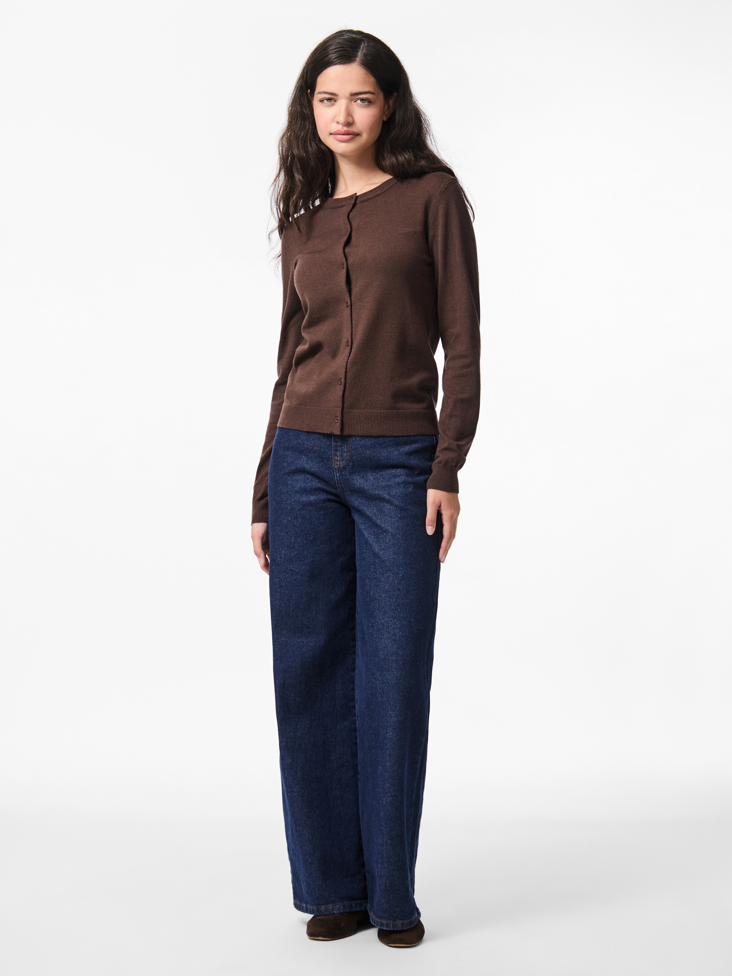 pieces Veste en tricot »PCNORA LS O-NECK KNIT CARDIGAN NOOS BC« mélange de viscose, coupe slim