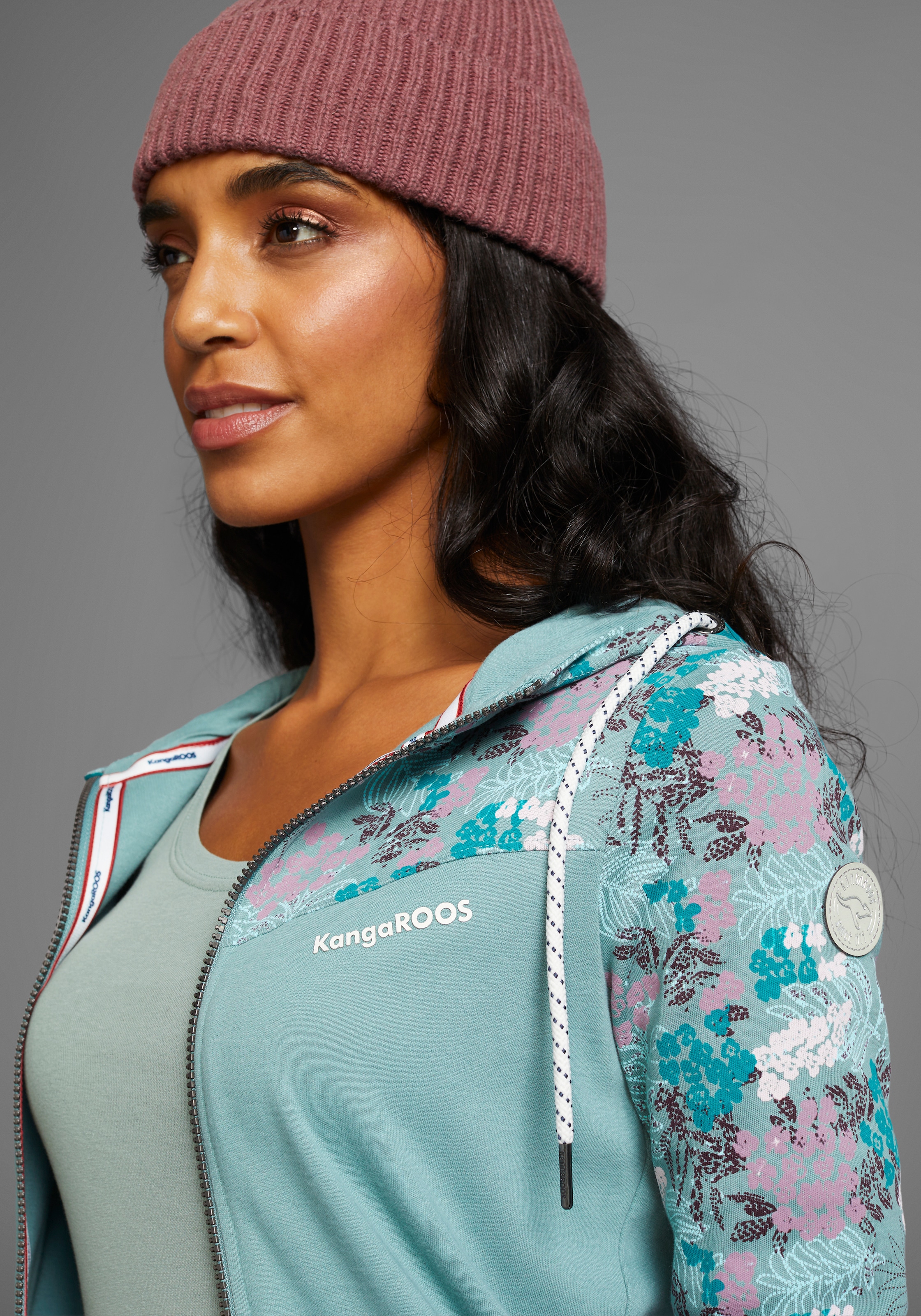 KangaROOS Kapuzensweatjacke, mit Blumenprint