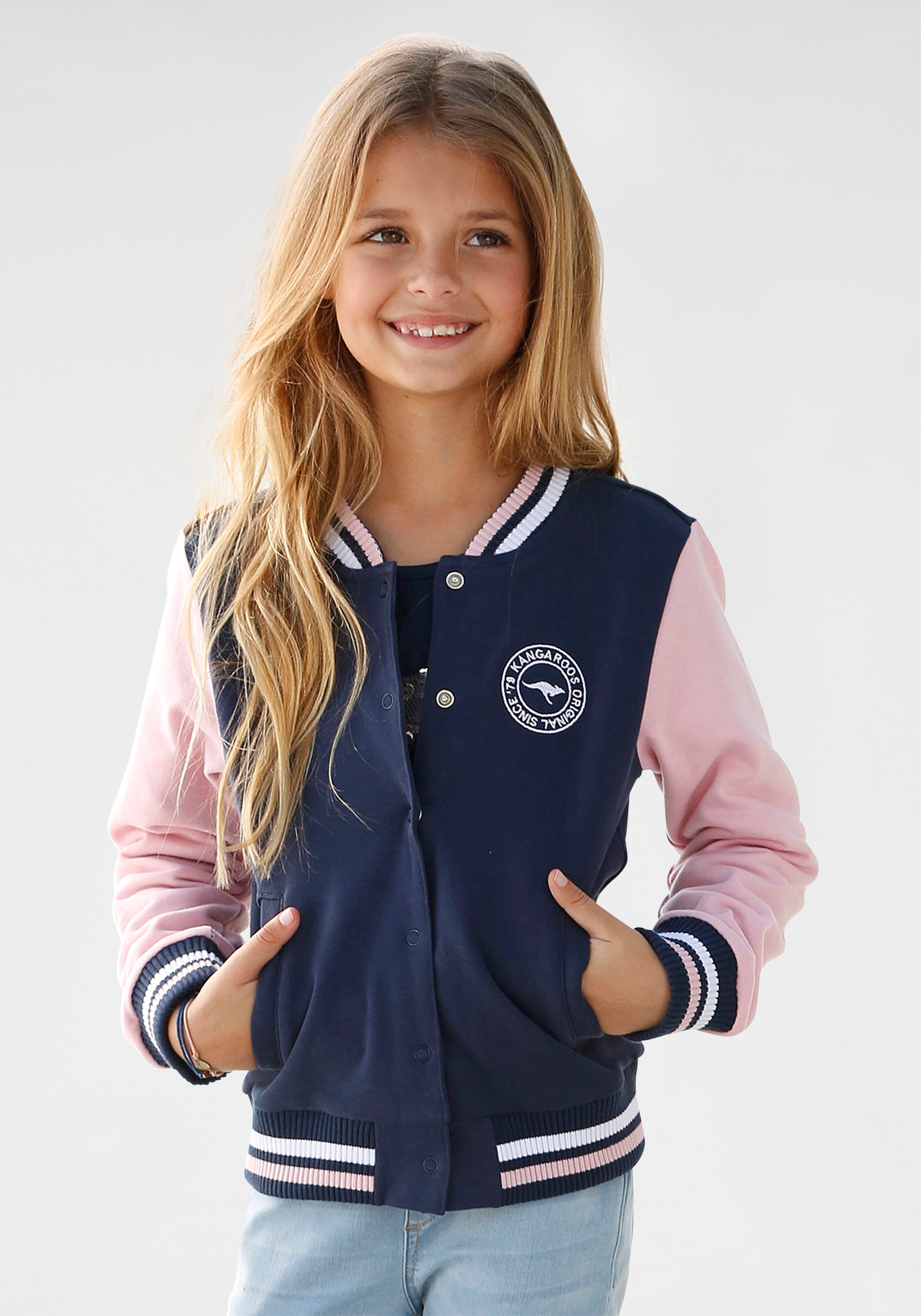 Image of KangaROOS Sweatjacke, mit Kragen bei Ackermann Versand Schweiz