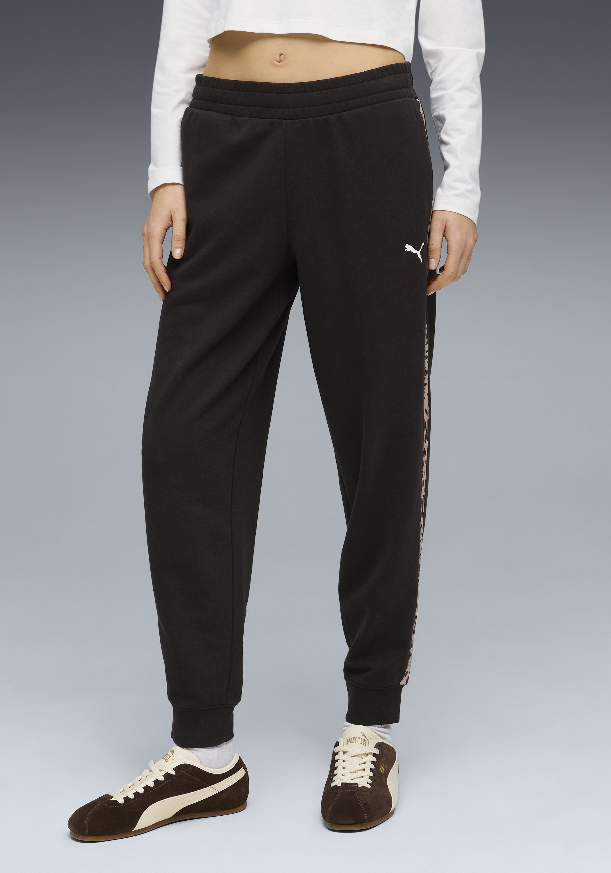 Image of PUMA Trainingshose "ESS GRAPHIC ANIMAL COMFORT PANTS TR CL" mit Eingrifftaschen, sportlicher Stil, mit modernem Print
