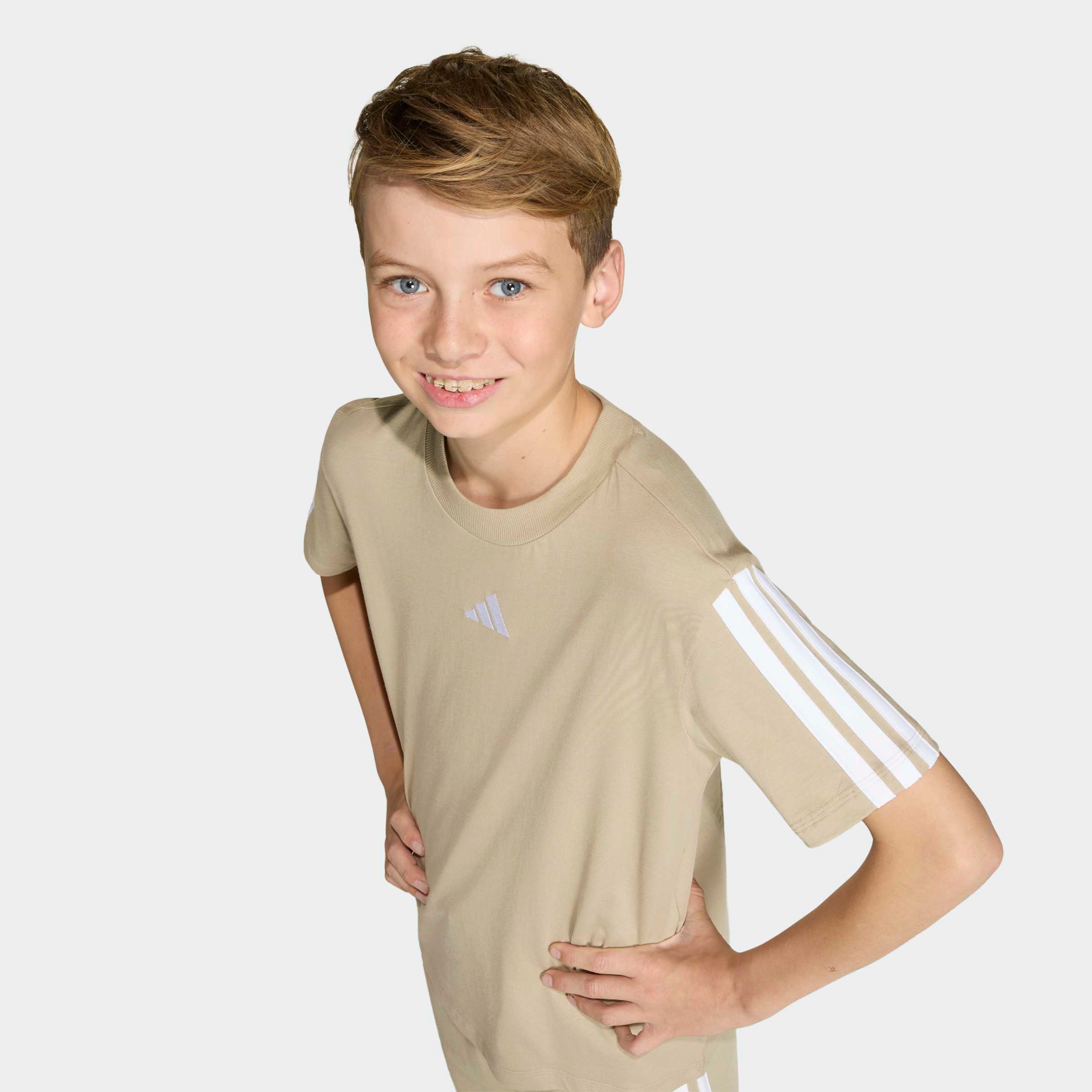 adidas Sportswear T-shirt »J 3S TEE 160« sportlicher Stil, Rundhalsausschnitt, ohne Verschluss, für Kinder