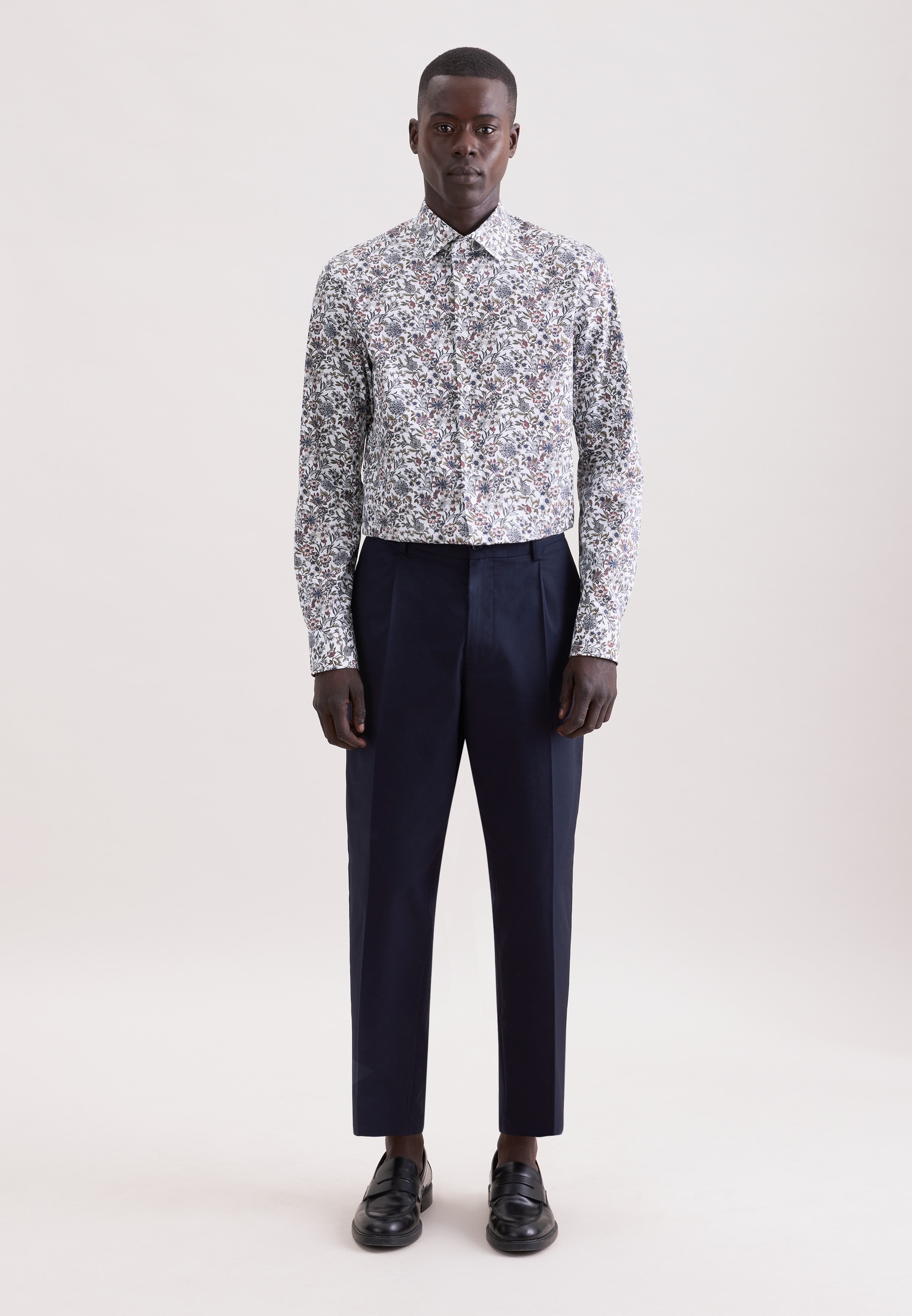 seidensticker Chemise d'affaires »Schwarze Rose« Slim 1/1 Kentkragen Druck