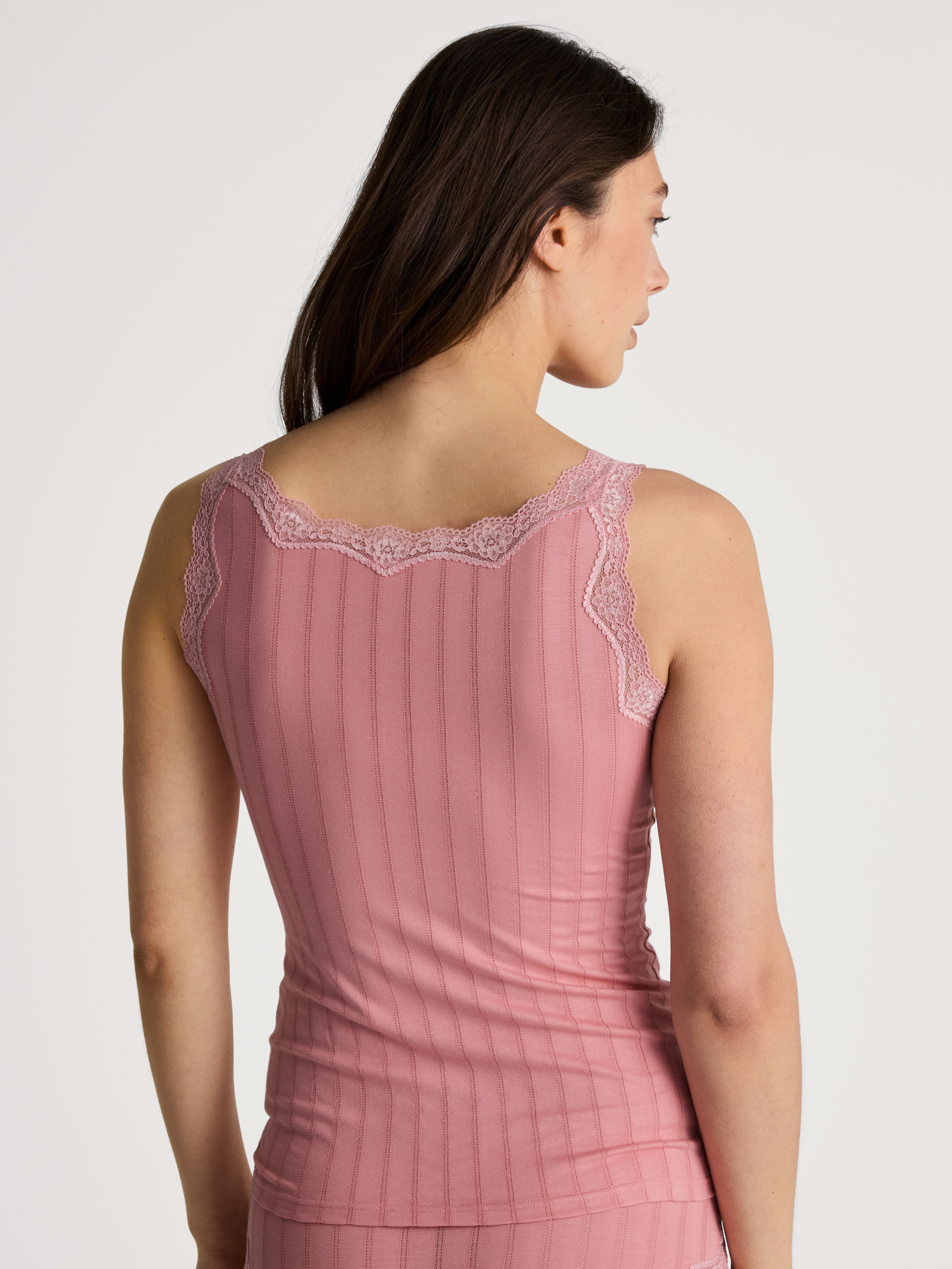 CALIDA Tanktop »Etude Toujours«, zarte Spitze, Nadelstreifen-Design, Cotton-Mix, elastisch