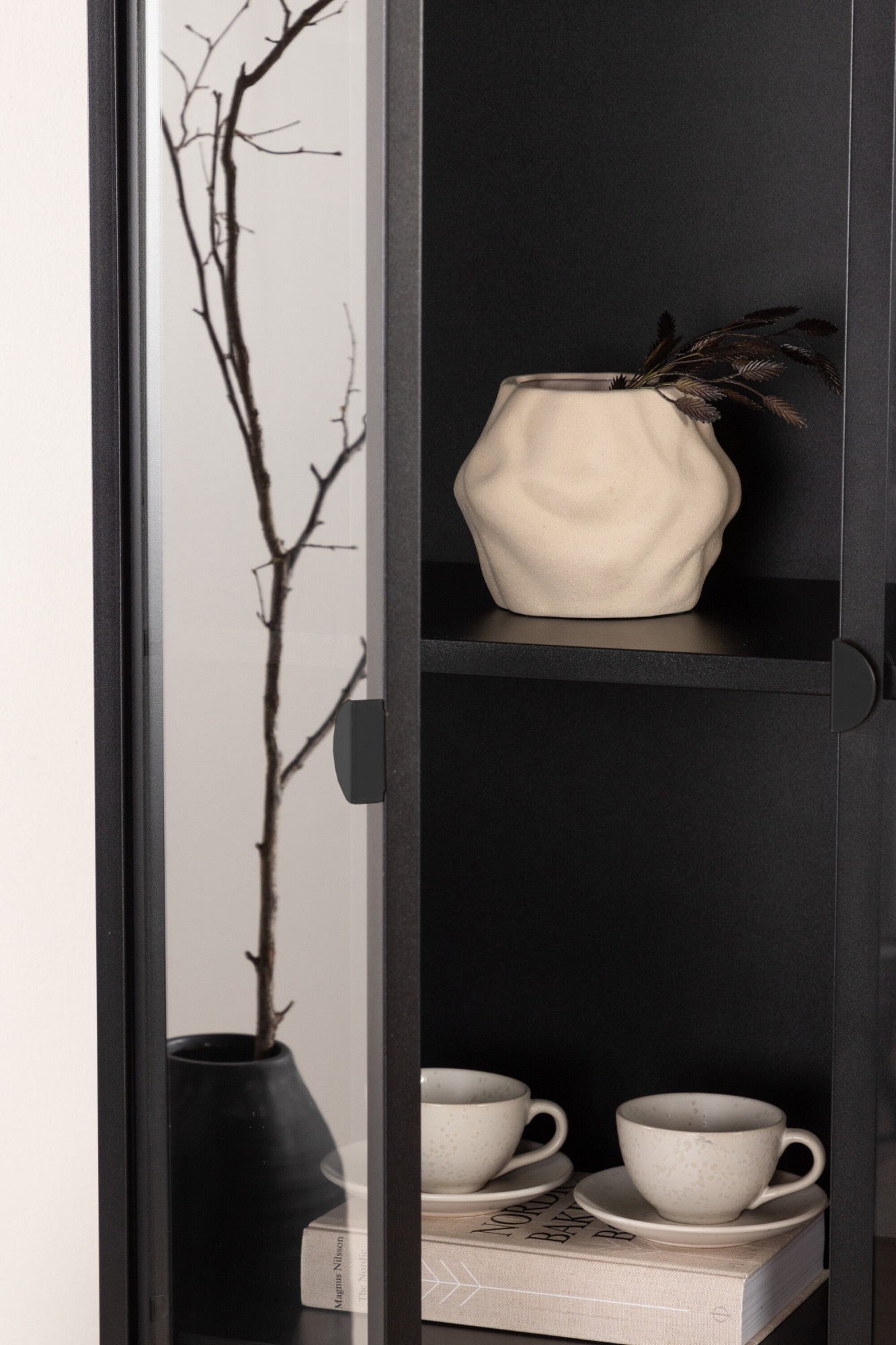 Venture Home Vitrines »Piring, hoher Stauraumschrank, 2 Türen, Höhe 190 cm« Armoire haute, revêtement par poudrage, portes en verre, haute, sophistiquée