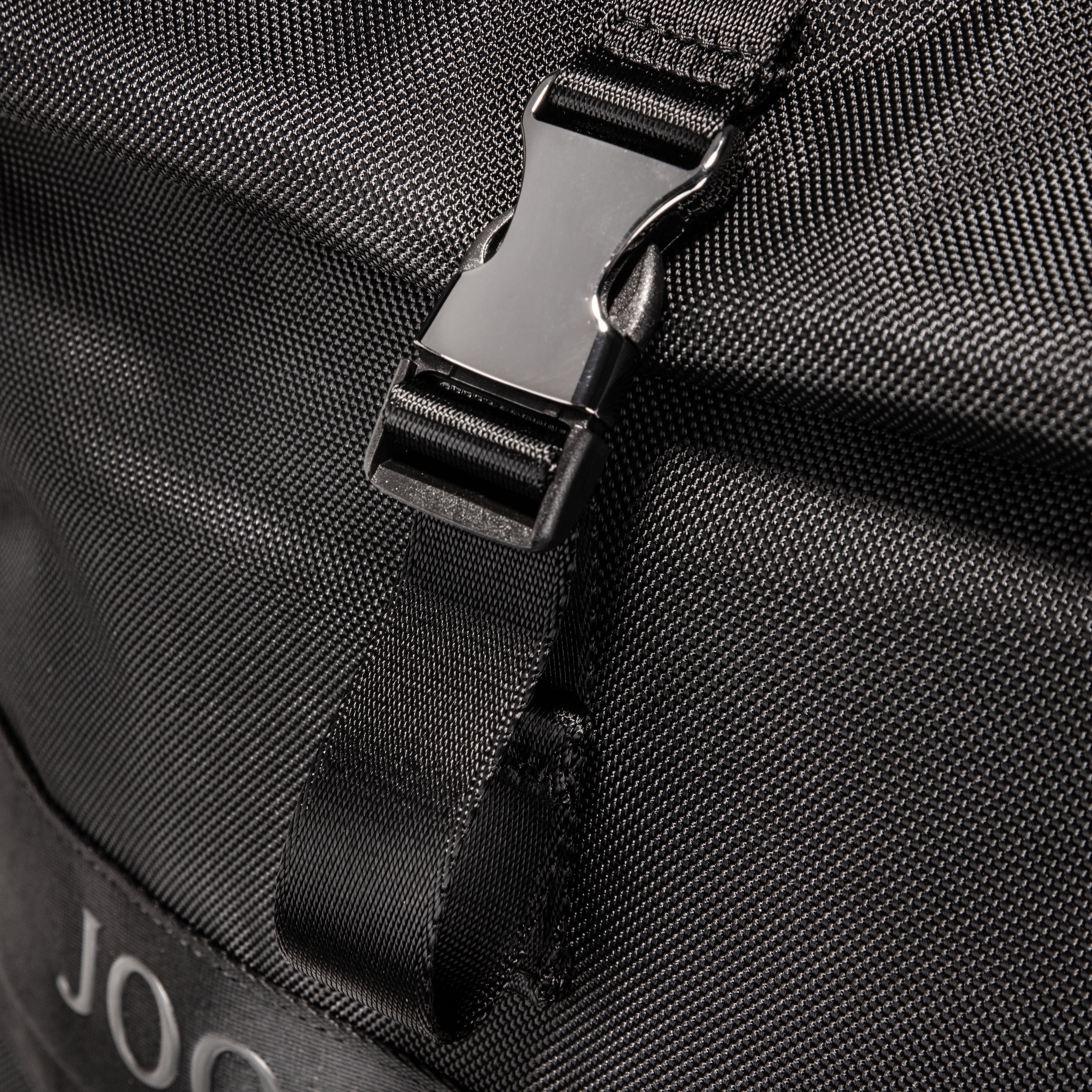 ♕ Joop Jeans Cityrucksack »modica jaron backpack lvf«, mit gepolstertem  Rücken versandkostenfrei auf