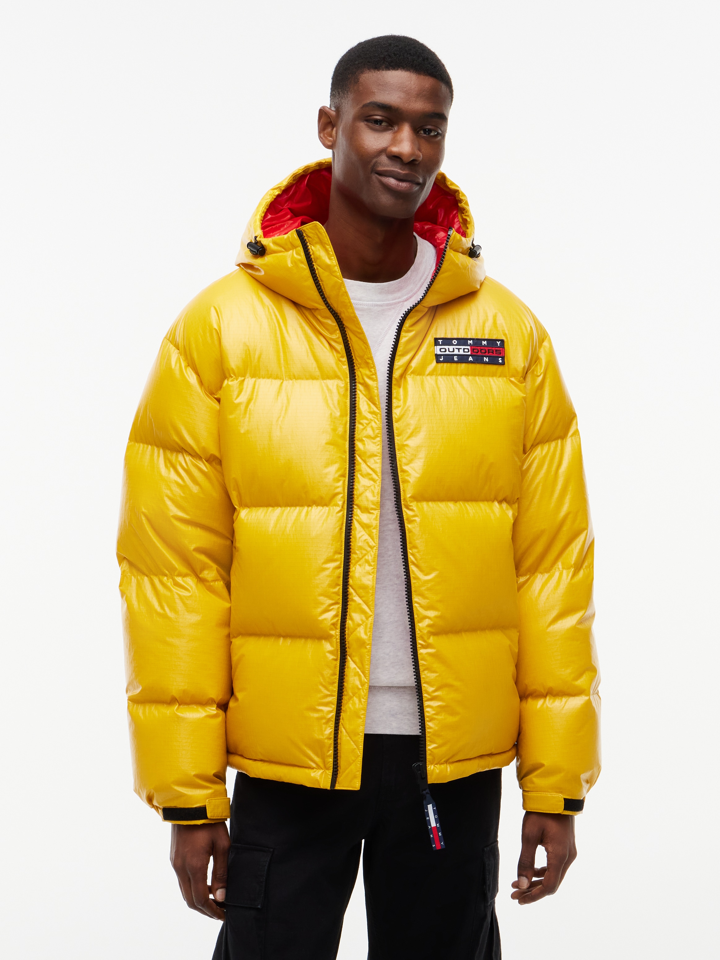 Tommy Jeans Doudoune »TJM ALASKA OUTDOORS DOWN« sans capuche mit Daunenfüllung, leicht glänzende Oberfläche