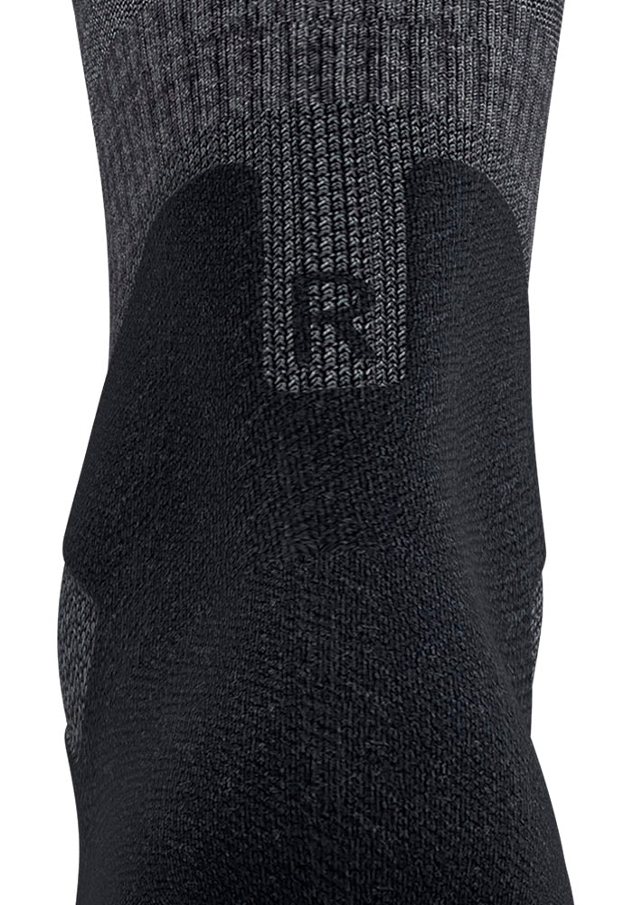 Bauerfeind Sportsocken »Outdoor Merino Mid Cut Socks« mit hohem Anteil an Merinowolle, atmungsaktiv, wärmend