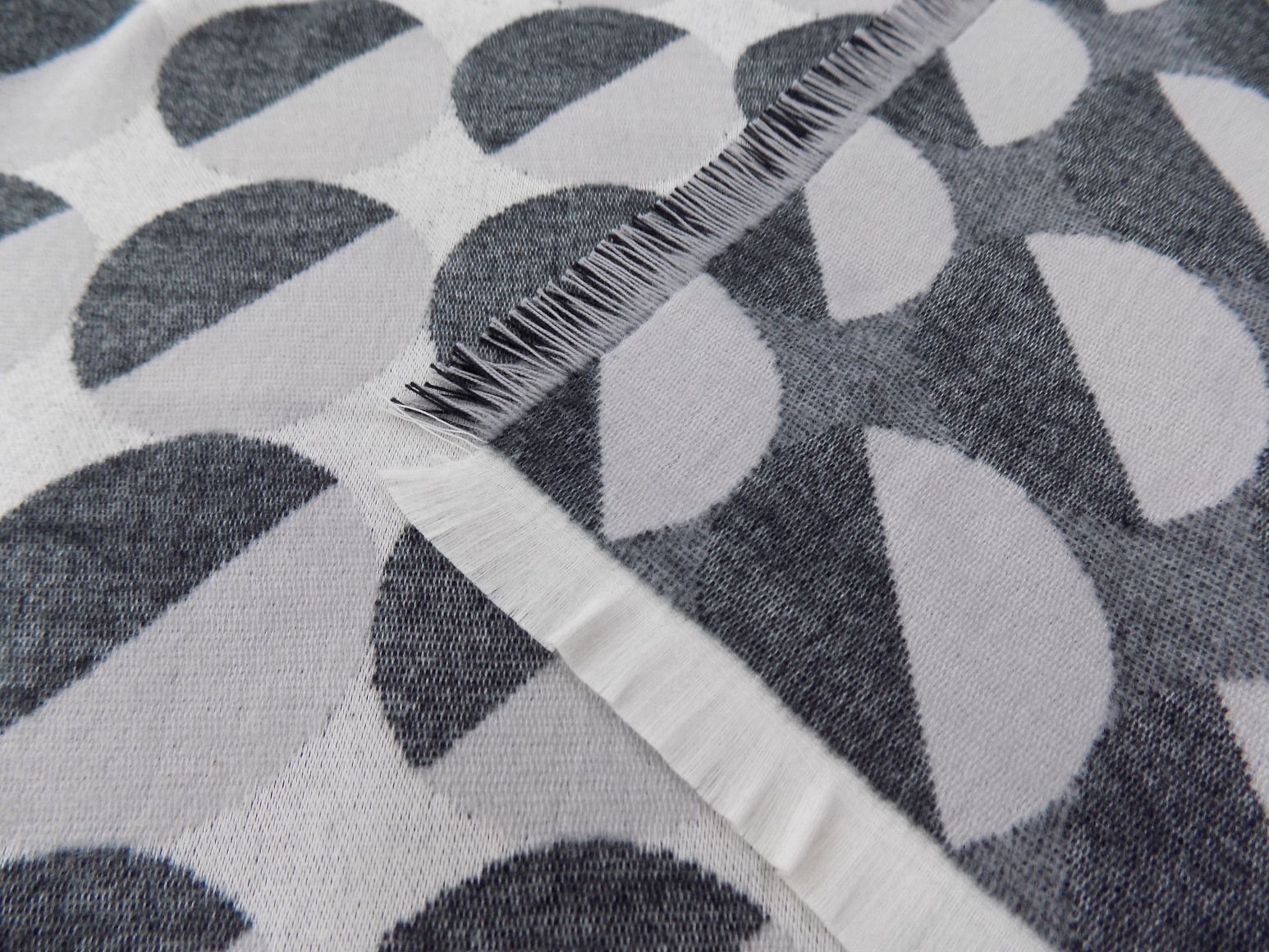 Adam Wohndecke »Circles«, GOTS zertifiziert - aus Bio-Baumwolle, Kuscheldecke
