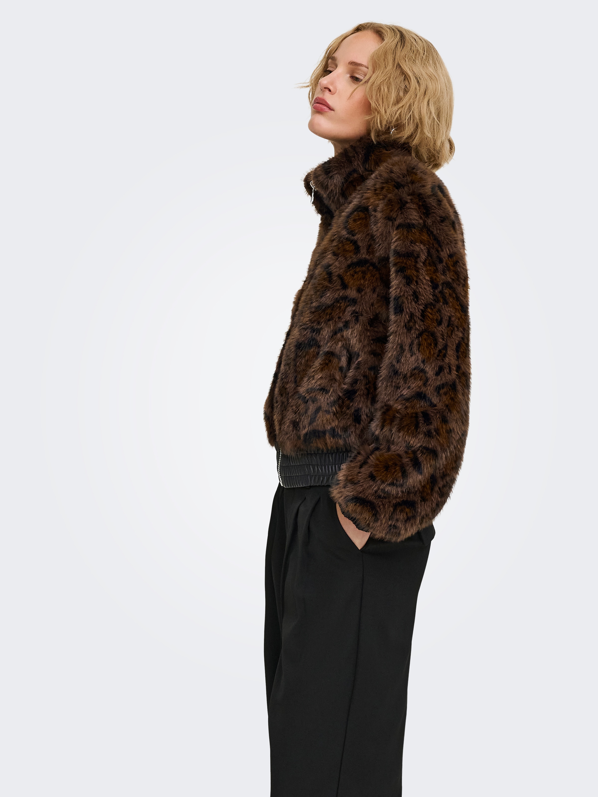 ONLY Fellimitatjacke »ONLRIKKE FAUX FUR JACKET CC OTW« Kunstfaser, Fellimitat, Allover Animal-print