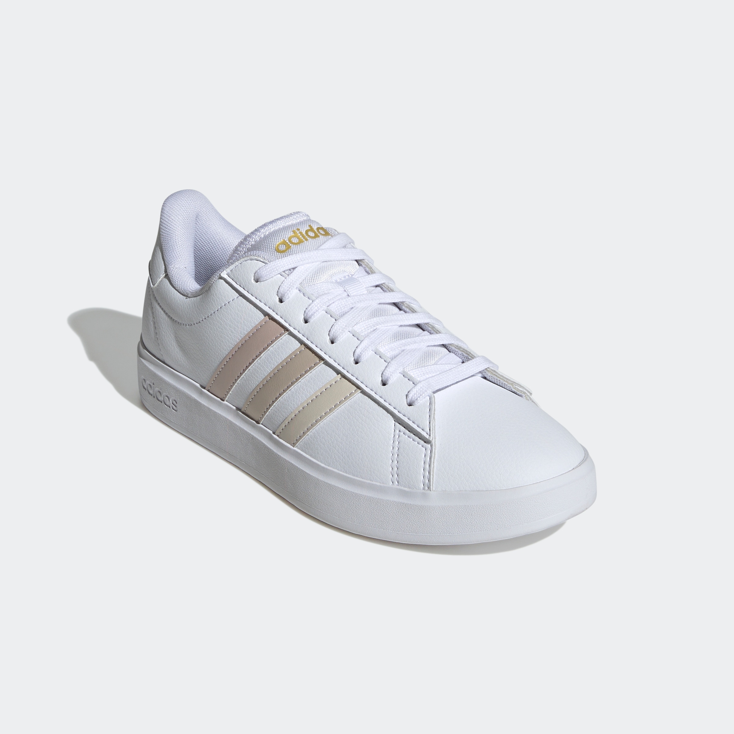 Sneaker »GRAND COURT 2.0«, Design auf den Spuren des adidas Superstar