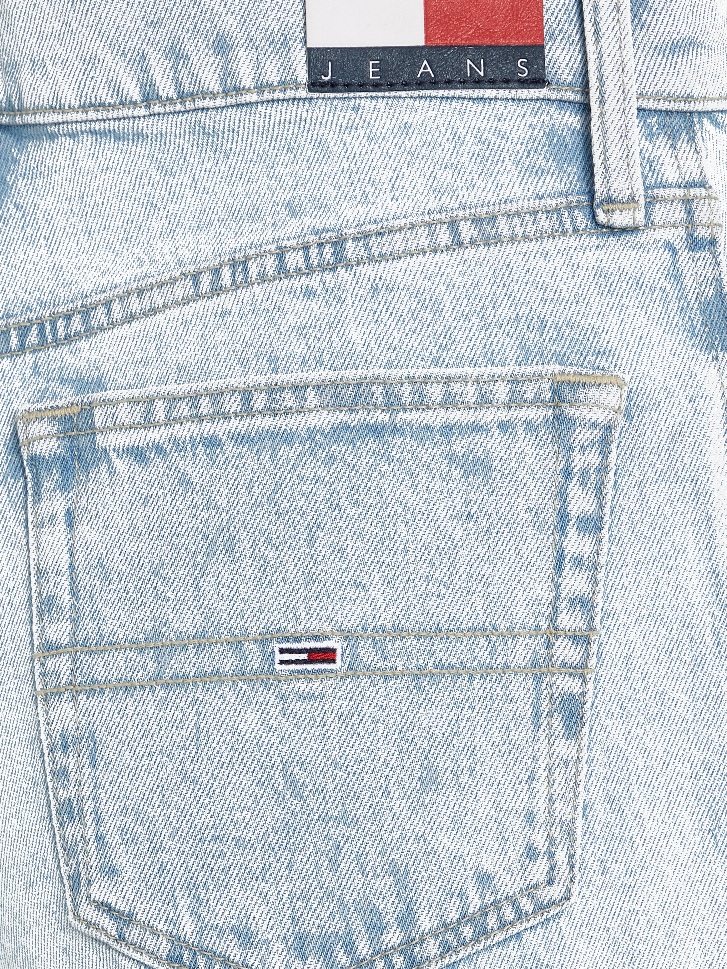 Tommy Jeans Weite Jeans »Betsy Mid Rise«, im Five Pocket Style