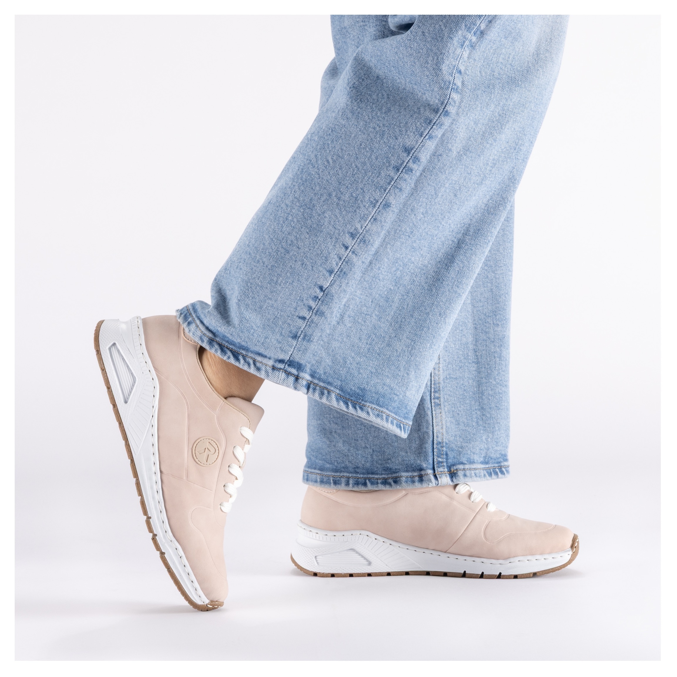 Rieker Sneakers  avec semelle intérieure MemoSoft, chaussure de loisir, chaussure basse, chaussure à lacets