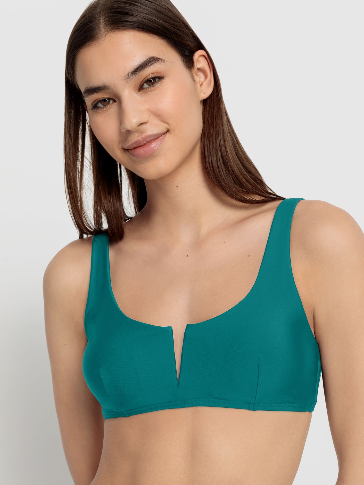 LSCN by LASCANA Bustier-Bikini-Top »Gina«, mit V-Ausschnitt vorne