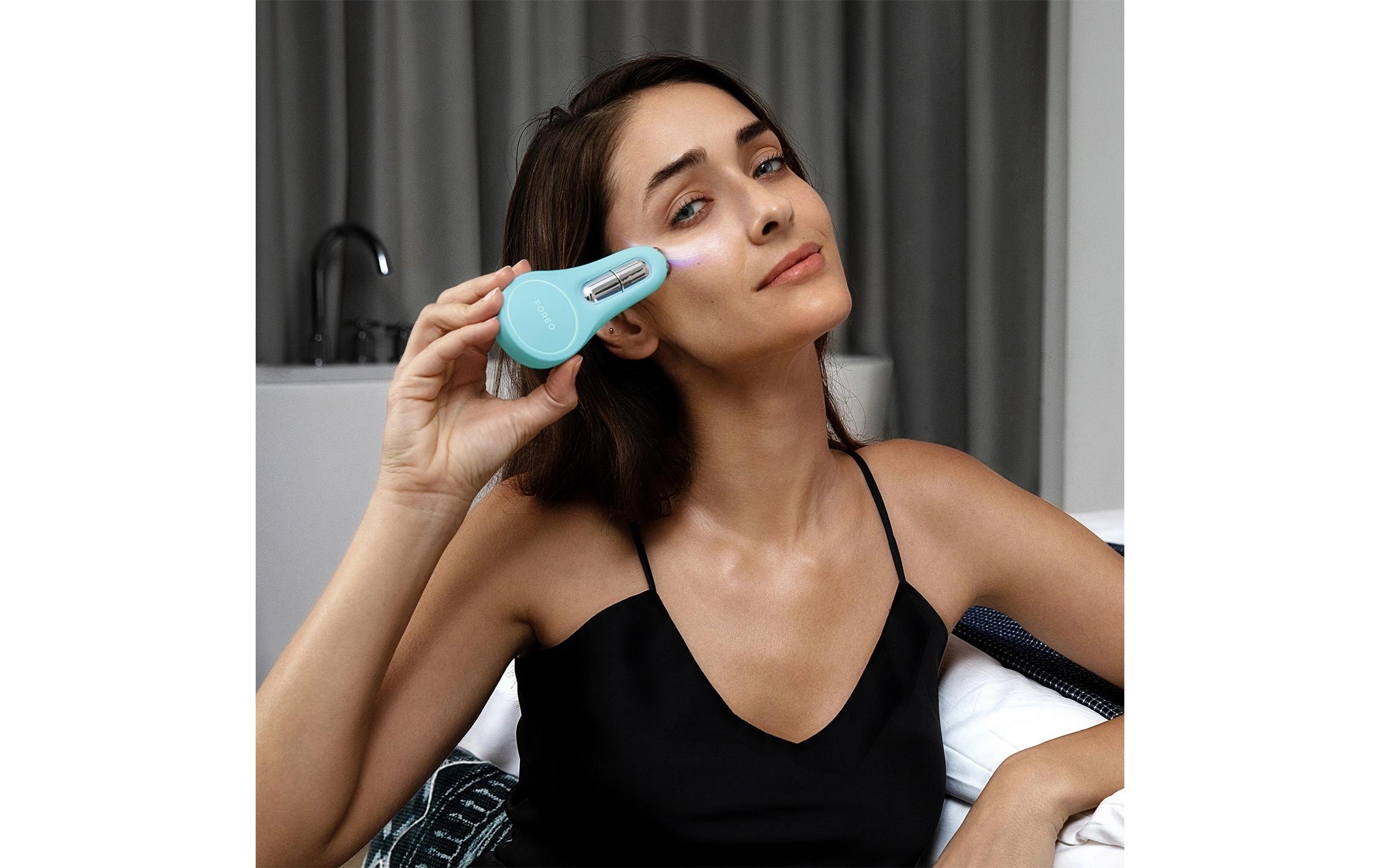 FOREO Anti-Aging-Gerät »BEAR™ 2 eyes & lips«