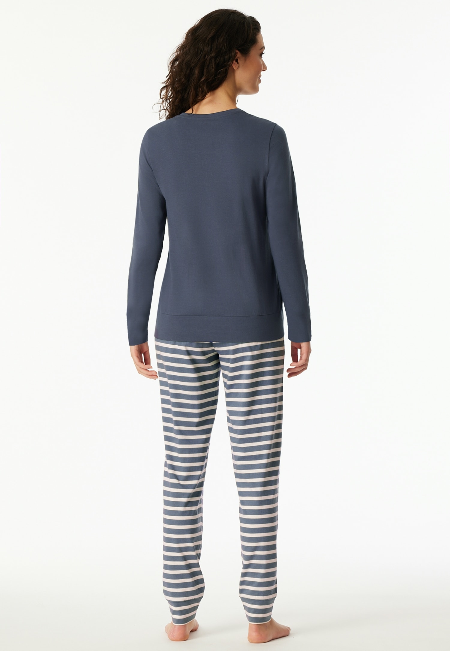 Schiesser Schlafanzug »Casual Essentials«, (2 tlg.), Baumwolle, Rundhalsausschnitt, langärmelig