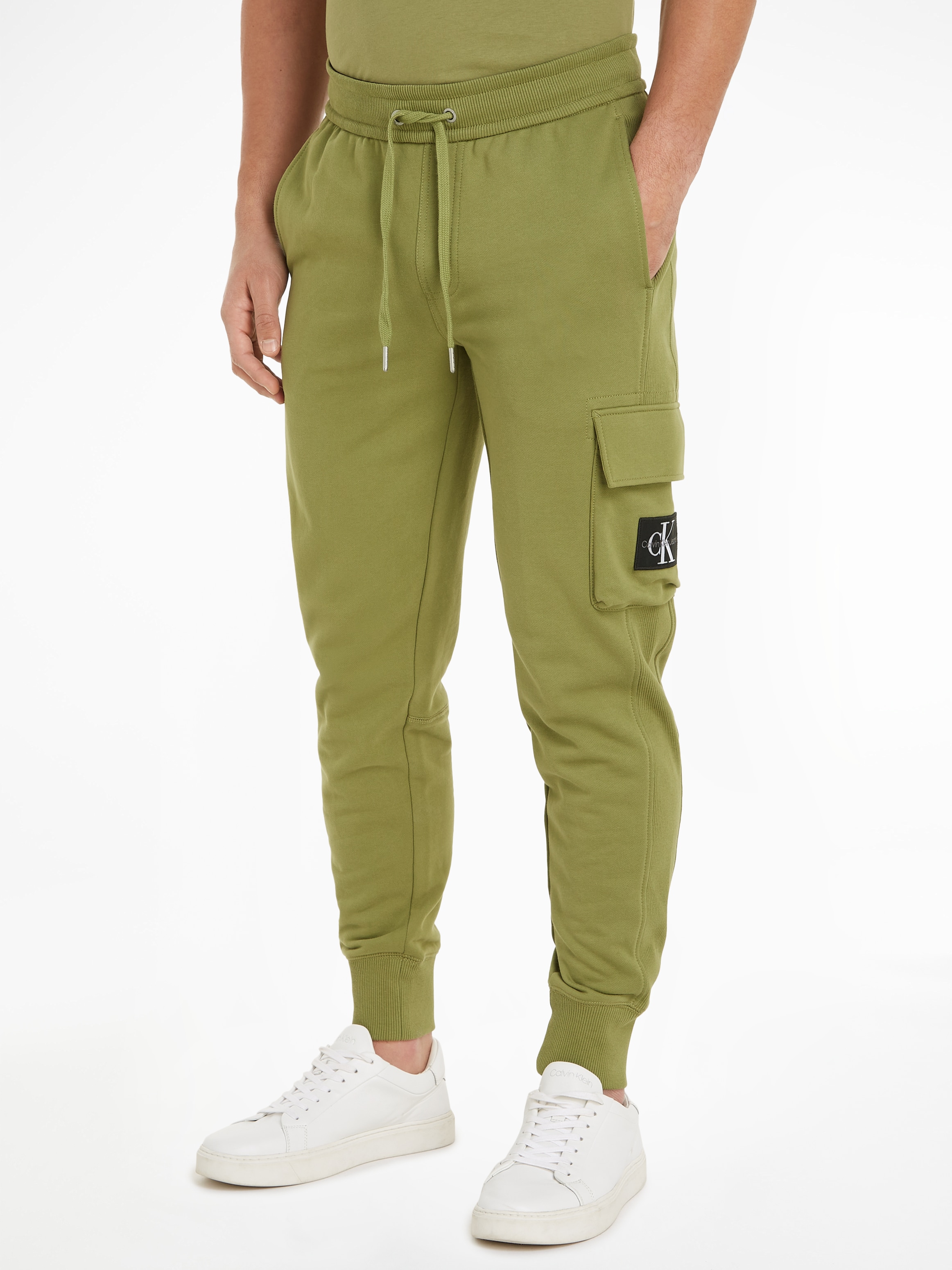 Calvin Klein Jeans Sweatpants »BADGE HWK PANT«, mit Logopatch