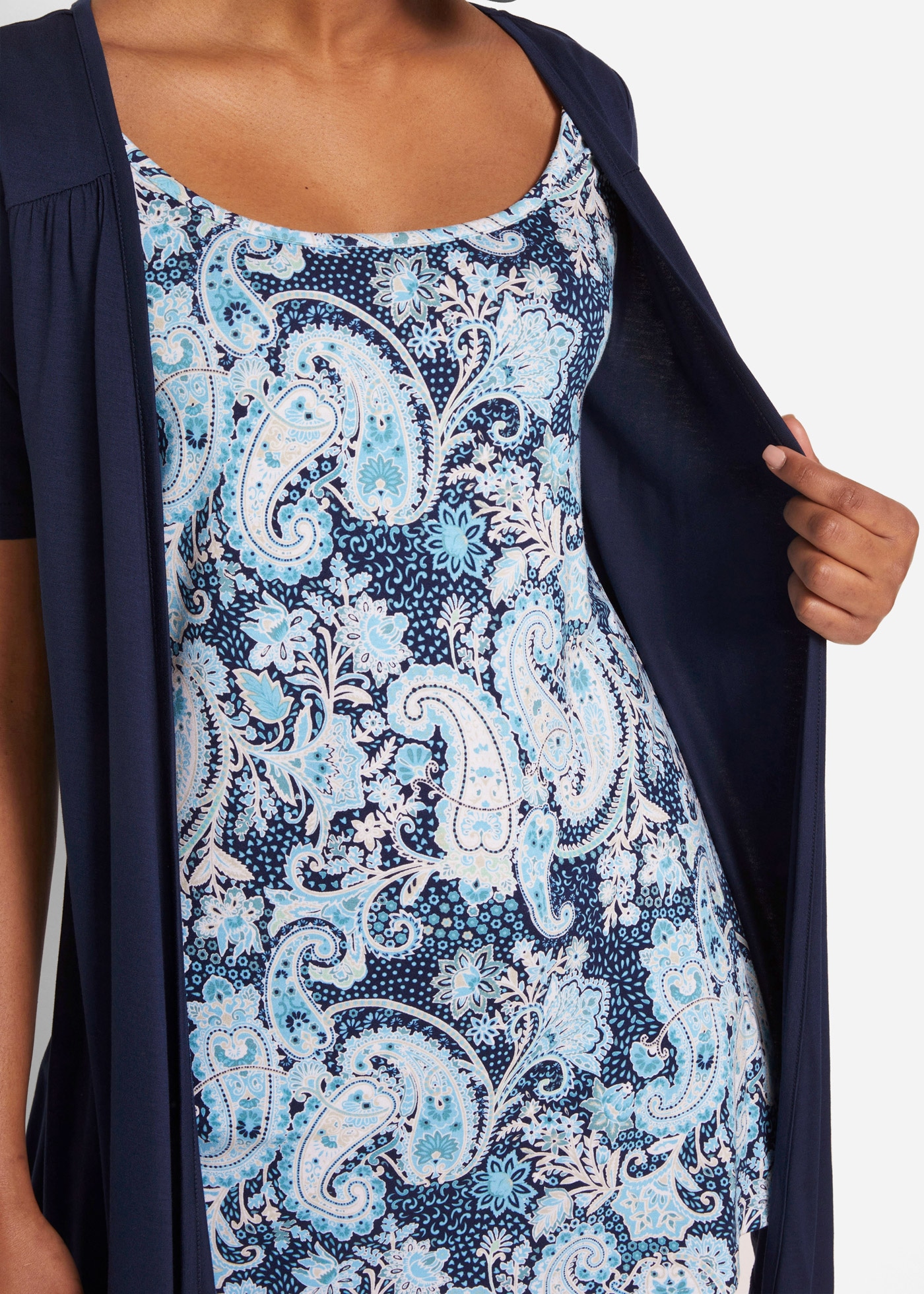 bonprix T-Shirt A-Linie Passform, Halbarm-Design, mit Print, Rundhalsausschnitt