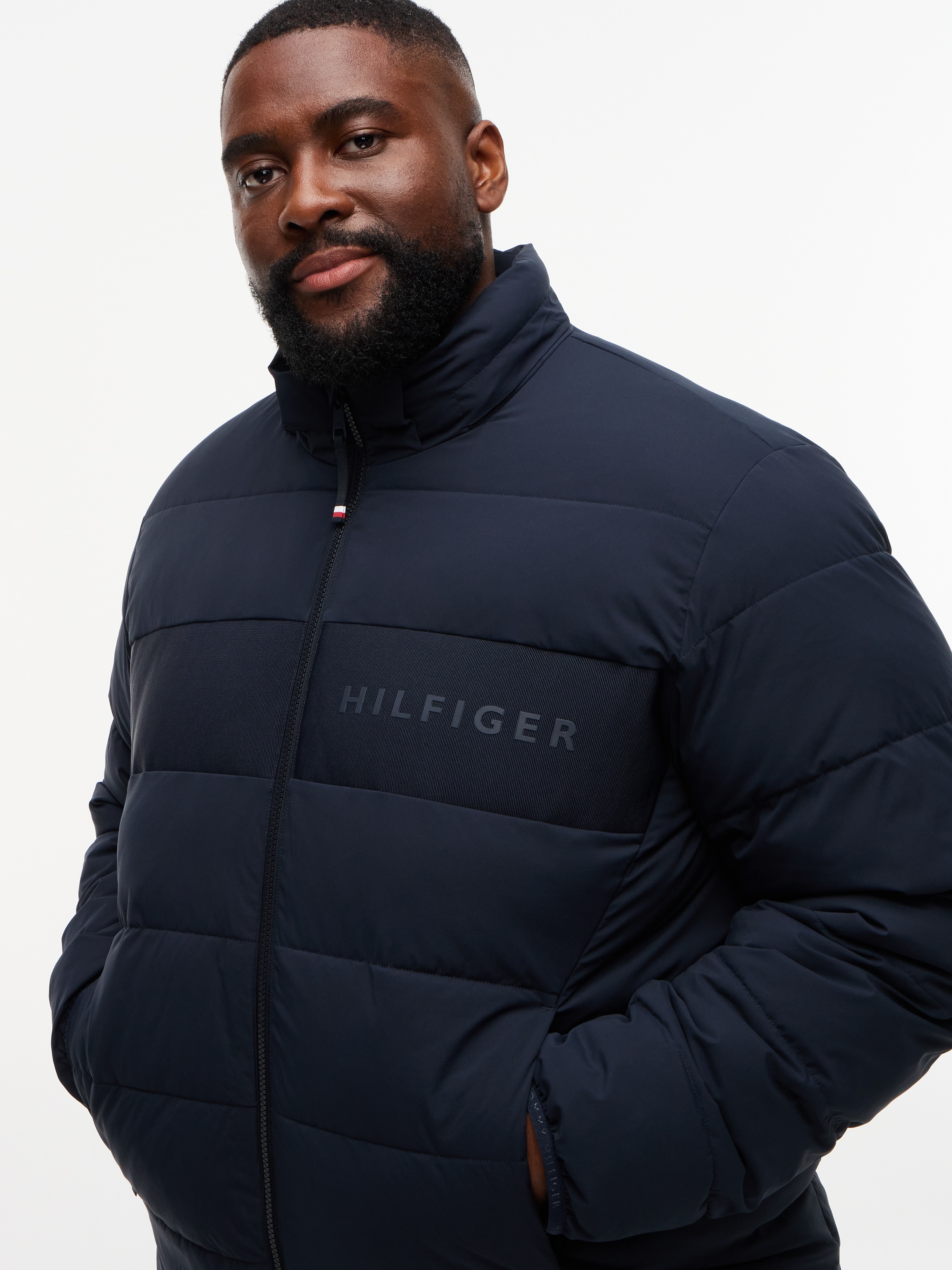 Tommy Hilfiger Big & Tall Veste matelassée »BT-DETACH HOODED BRANDED« avec capuche grandes tailles, coupe normale