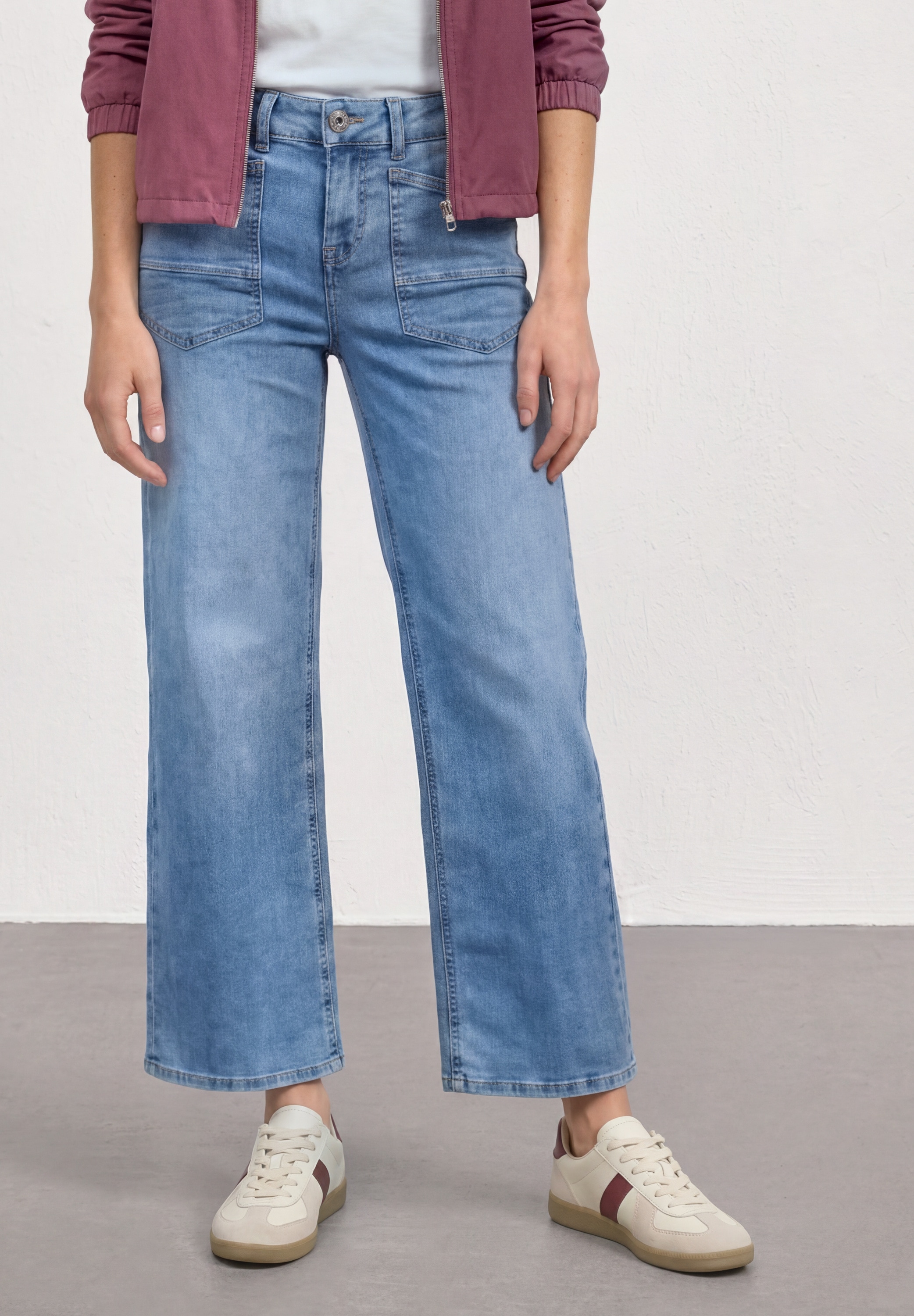 Image of STREET ONE Loose-fit-Jeans "Style Emee" Wide Legs mit Viskose und Stretch
