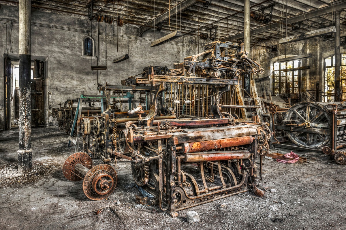 Image of Papermoon Fototapete »Alte industrie«, Vliestapete, hochwertiger Digitaldruck, inklusive Kleister bei Ackermann Versand Schweiz