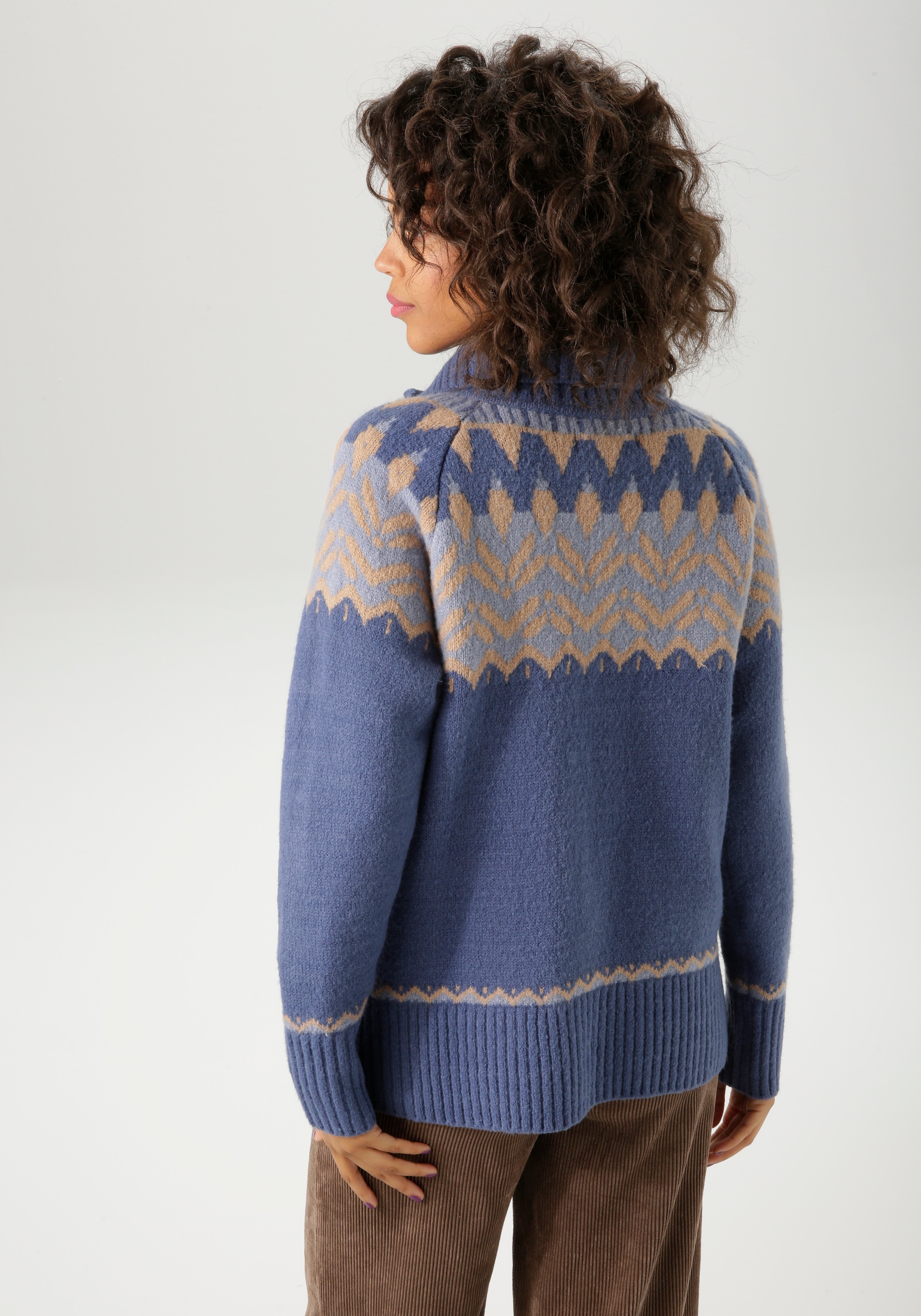Aniston CASUAL Strickpullover, mit Kragen und Reissverschluss