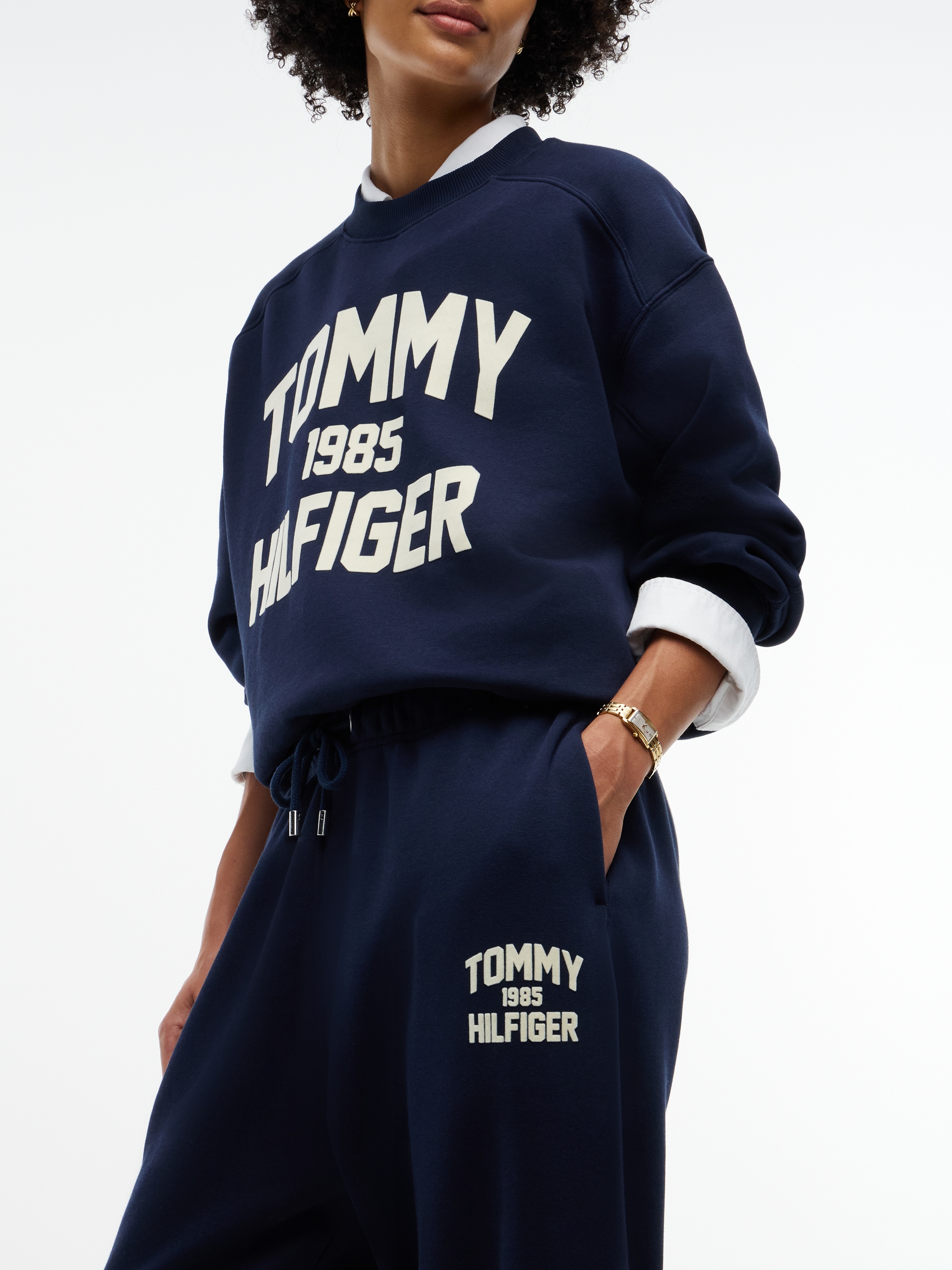 Tommy Hilfiger Pantalon sweat »VARSITY FLOCK CUFF MR SWTPANTS«  mélange de coton
