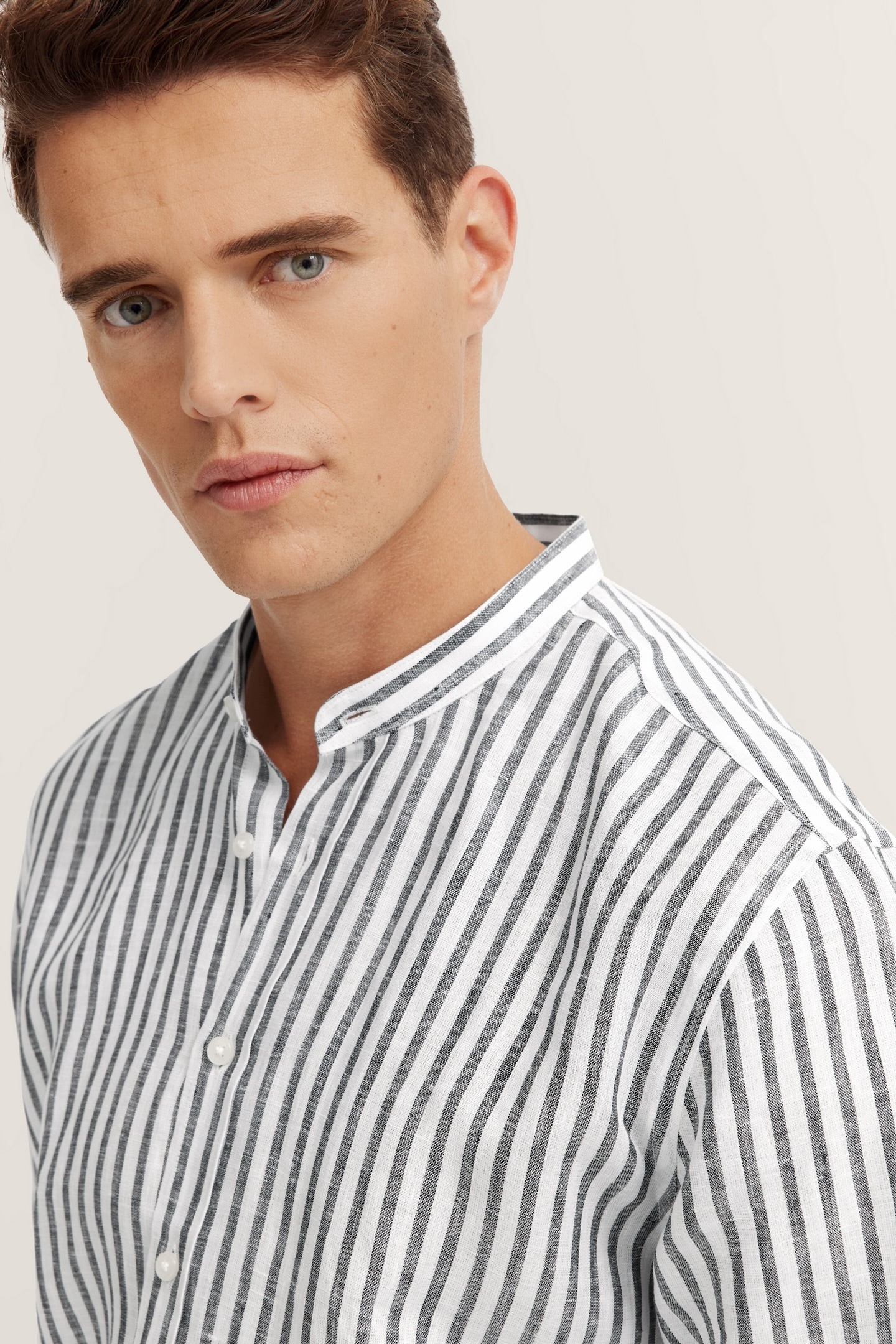 bugatti Chemise à manches longues mit Mandarinkragen