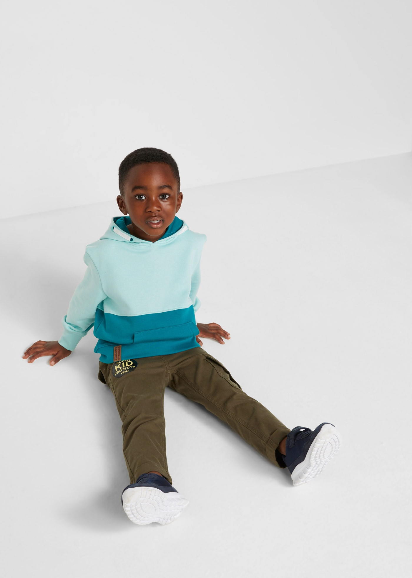 bonprix Hoodie , Hoodie aus weichem Baumwoll-Mix
