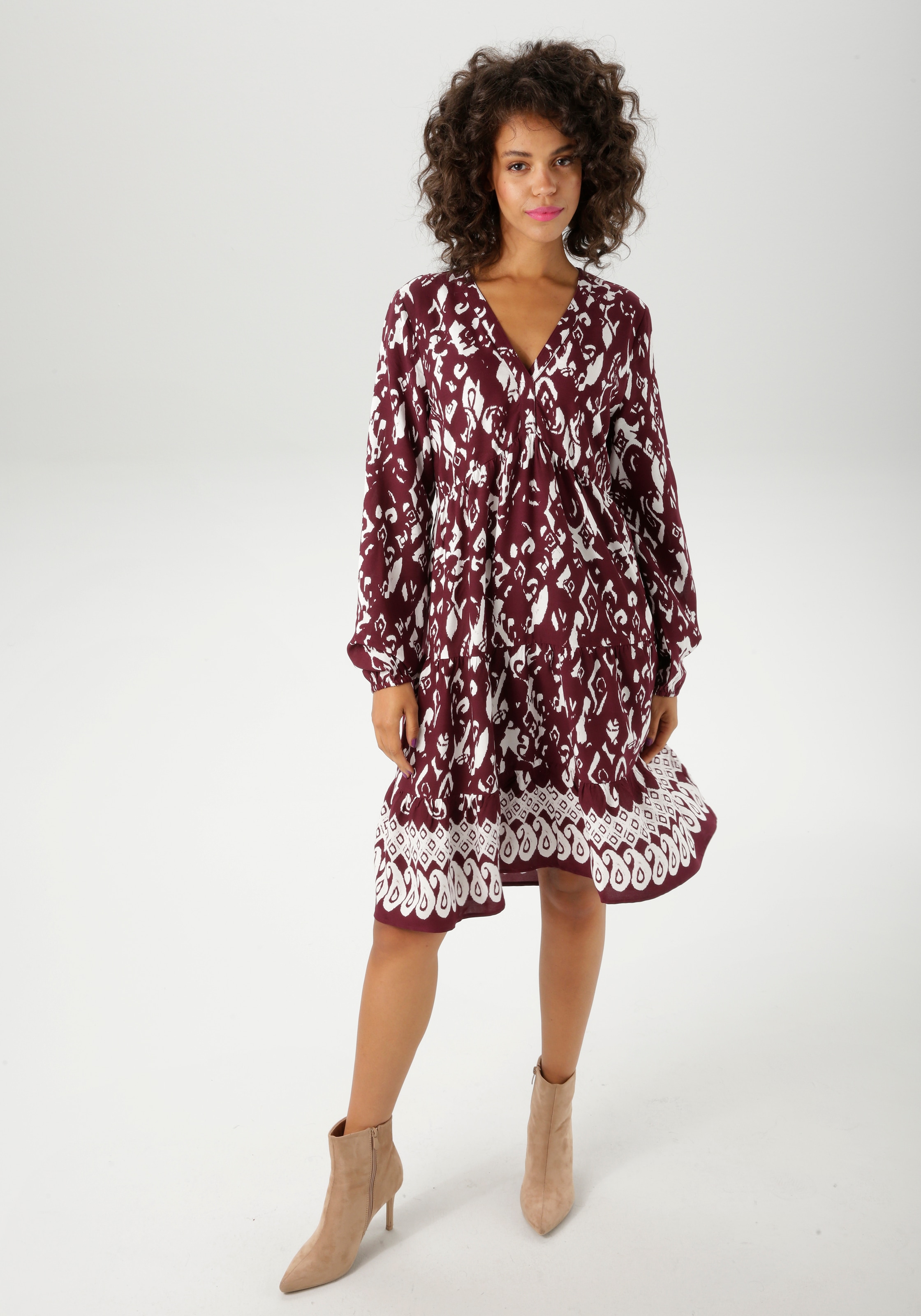 Image of Aniston CASUAL Tunikakleid mit kunstvollem Druck und Bordüre am Saum