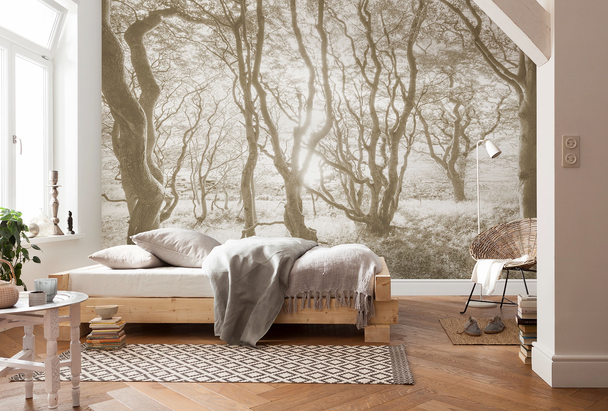Komar Fototapete »Digitaldruck Vlies - Bleached Birch - Grösse 400 x 250 cm«, bedruckt-floral-geblümt-gemustert-tropisch, Wohnzimmer, Schlafzimmer