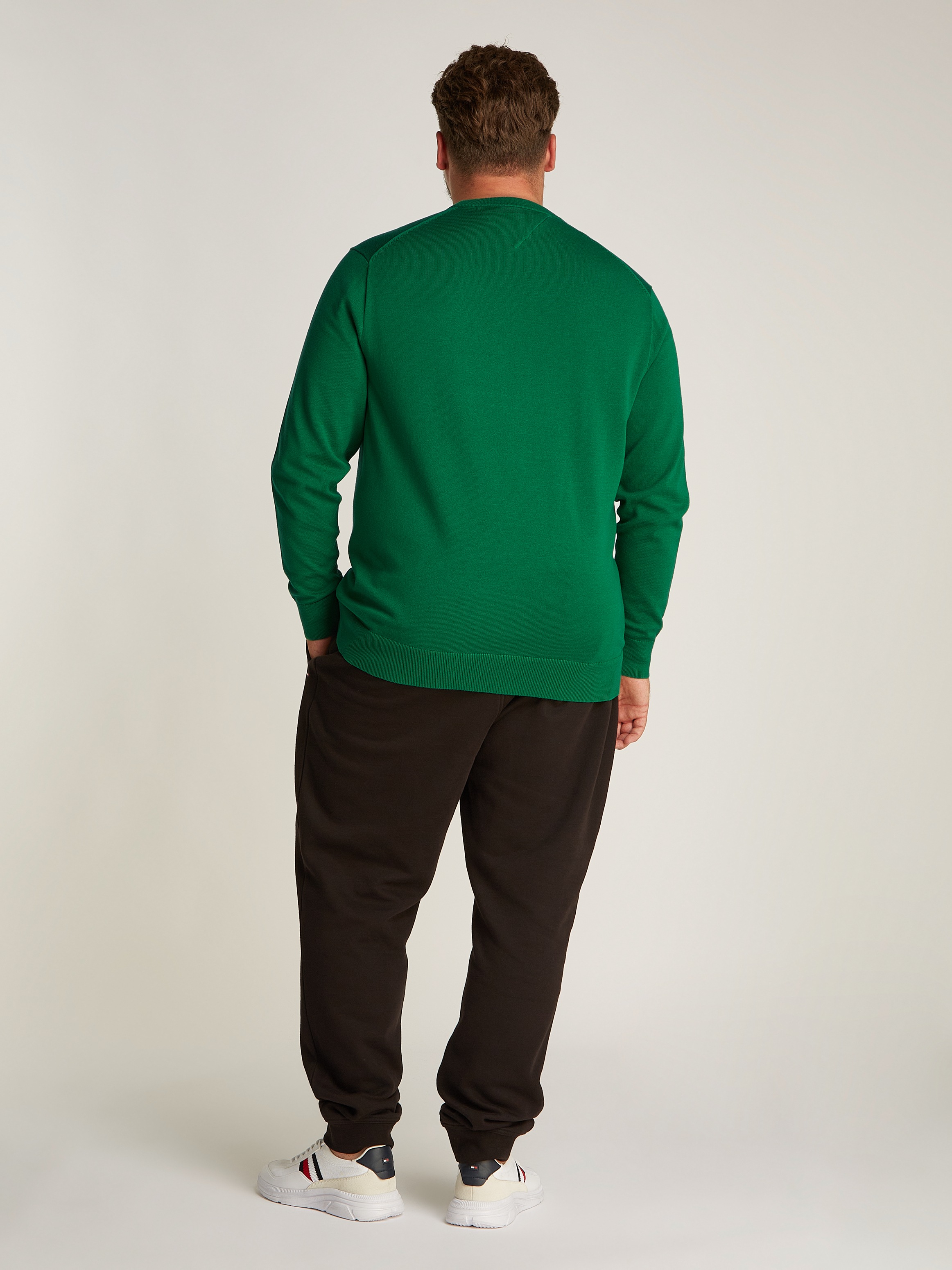 Tommy Hilfiger Big & Tall Rundhalspullover »BT-ESSENTIAL COTTON CREW NECK-B«, in Grossen Grössen, Logostickerei