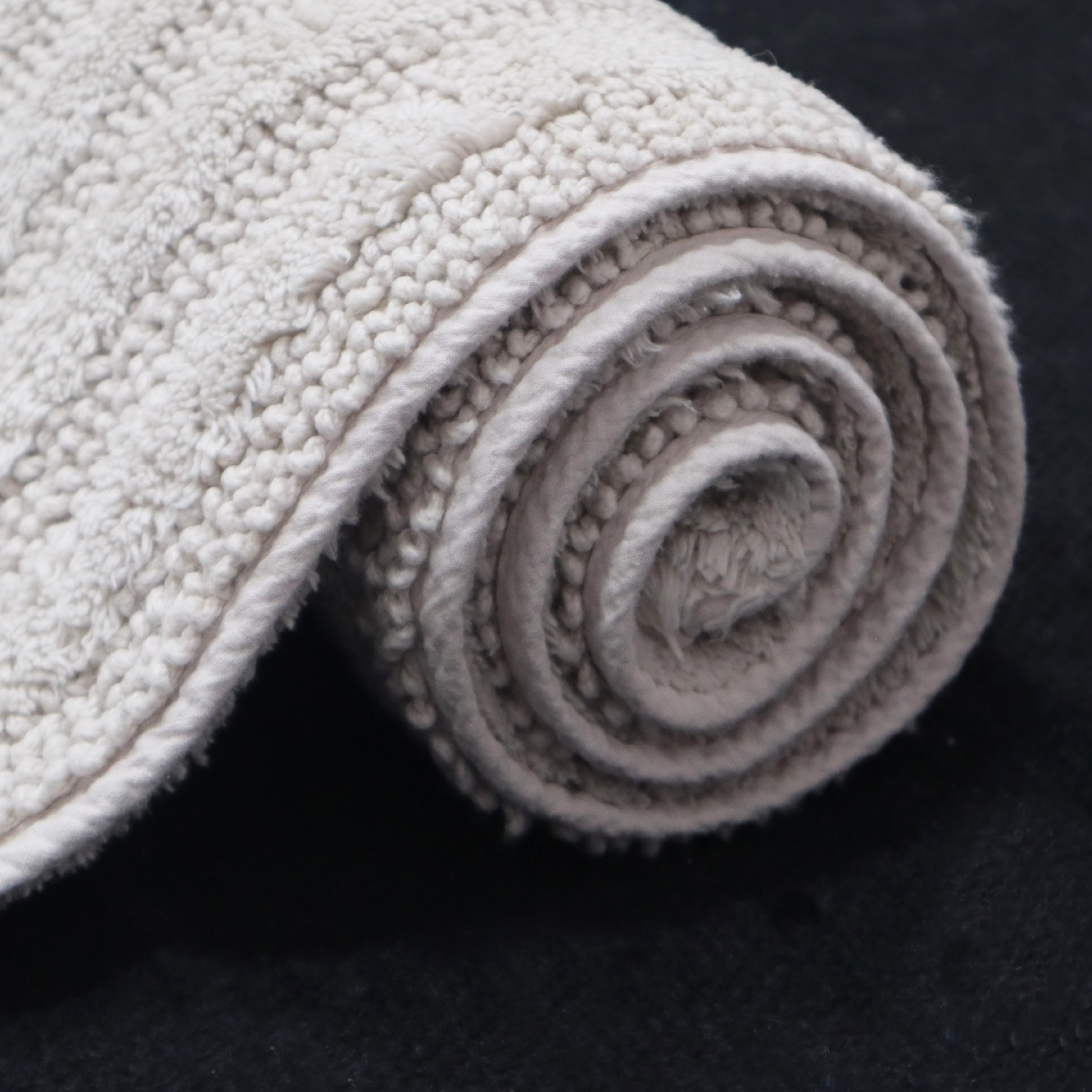 my home Badematte »Inga, Rahmen, Badvorleger, Badezimmer Teppich«, beidseitig nutzbar-fussbodenheizungsgeeignet-strapazierfähig, 100% Baumwolle, Hoch-Tief-Effekt, weich, trocknergeeignet