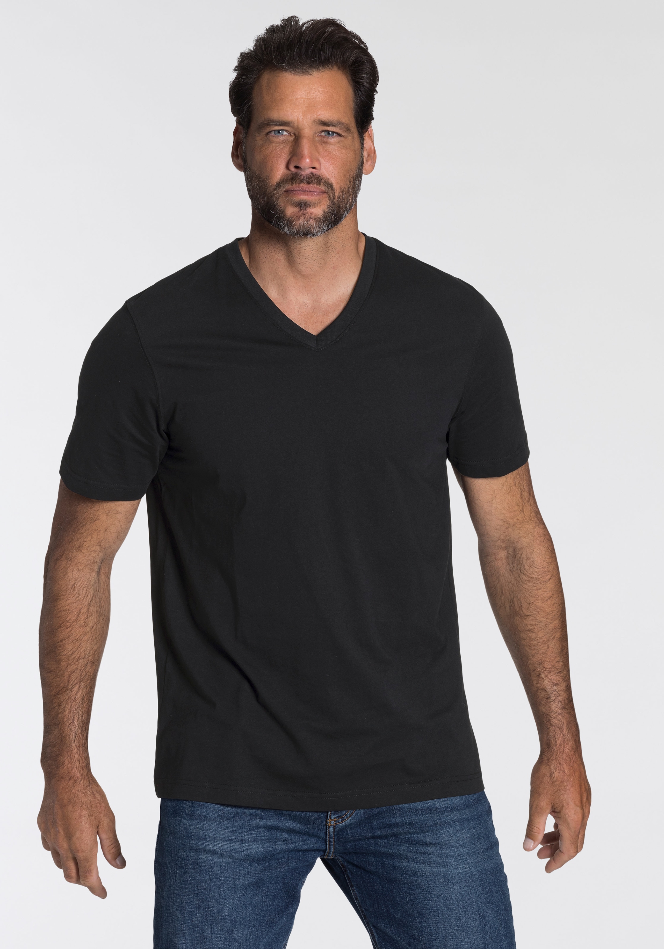 Man's World V-Shirt, (Packung, 3 tlg., 3er-Pack), perfekt als Unterzieh T-shirt