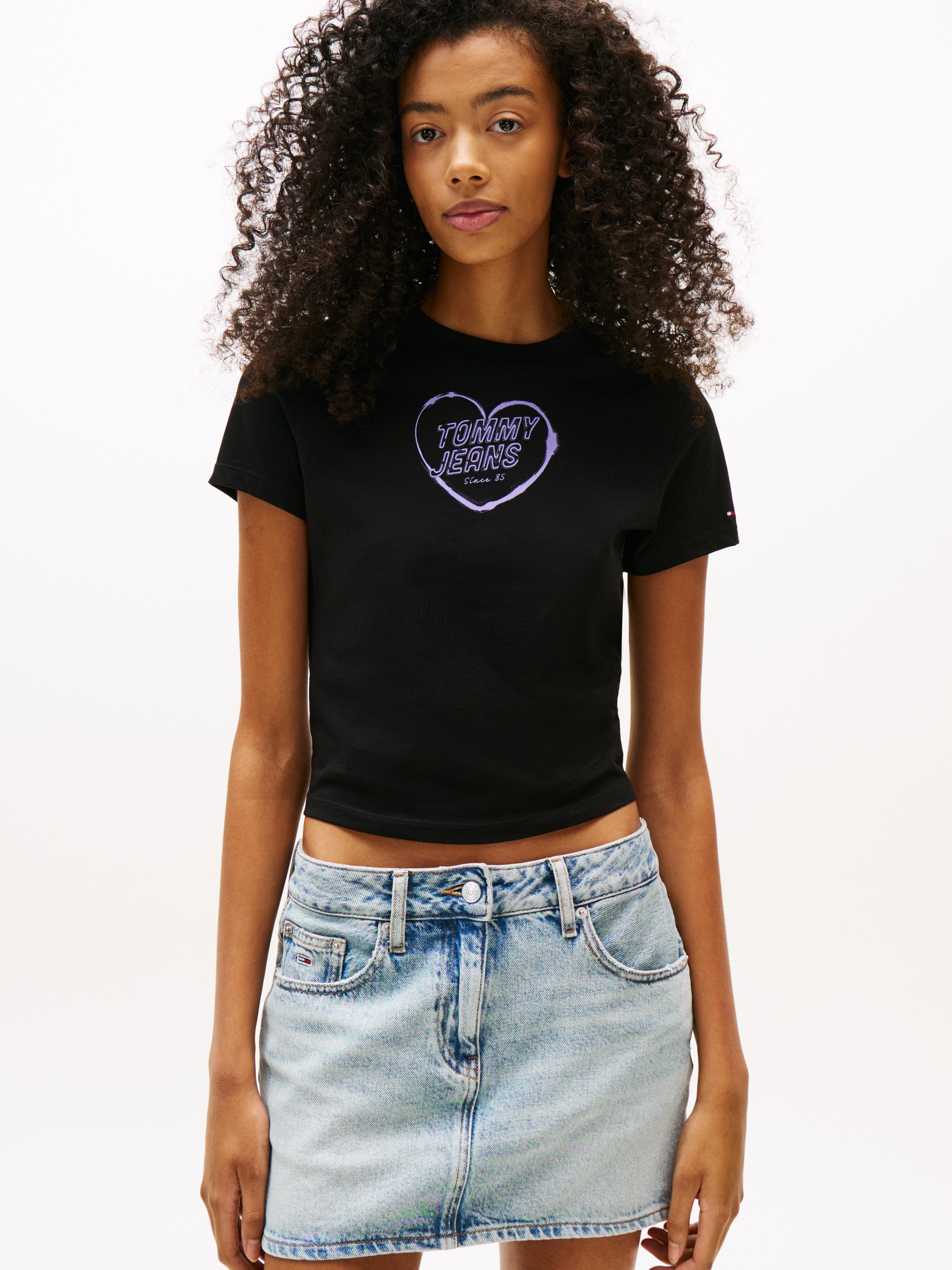 Image of Tommy Jeans Kurzarmshirt "TJW SLIM SH HEART TEE"