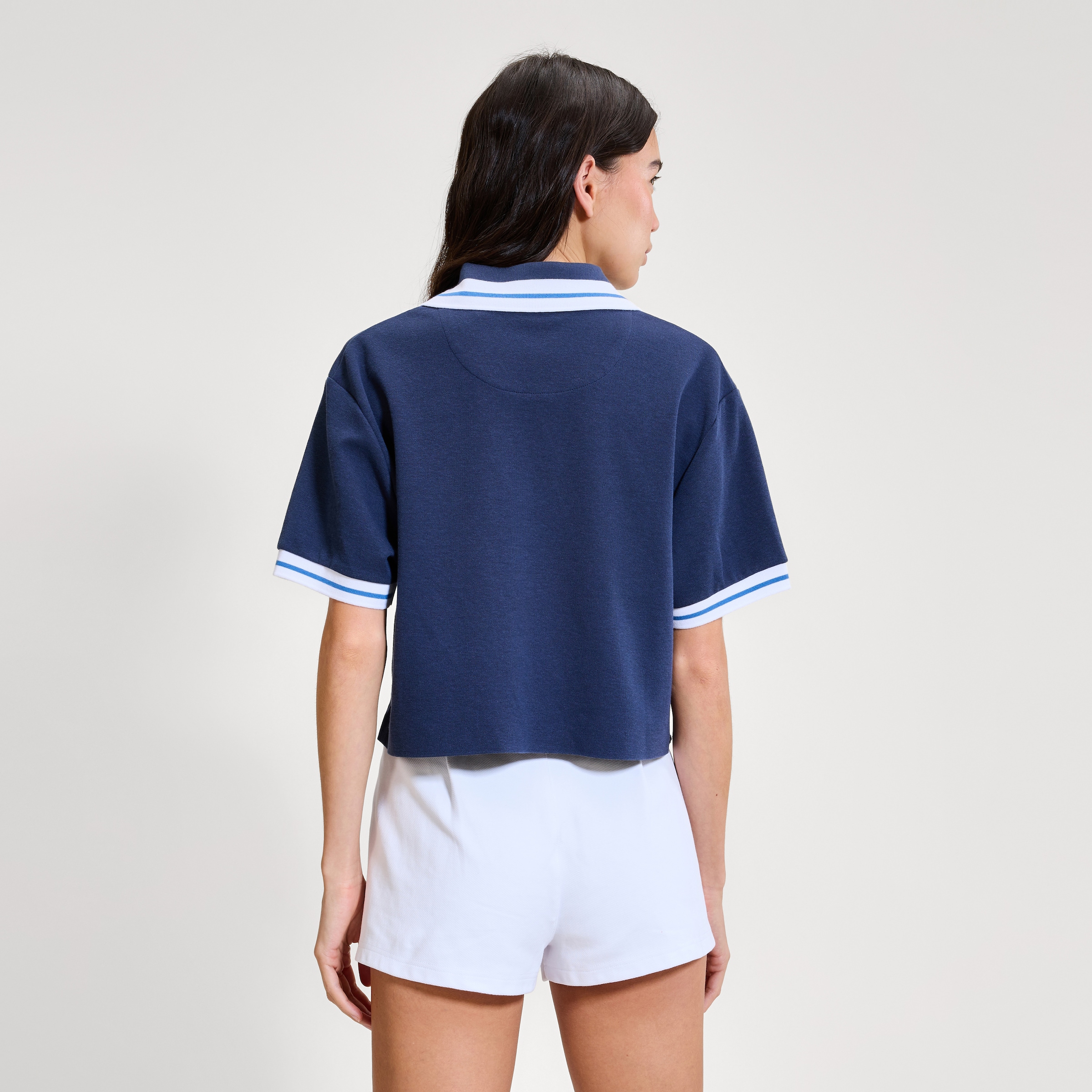 Ellesse Poloshirt »FERNIE POLO SHIRT« kurzärmlig, mit Polokragen und V-Ausschnitt, sportliche Passform
