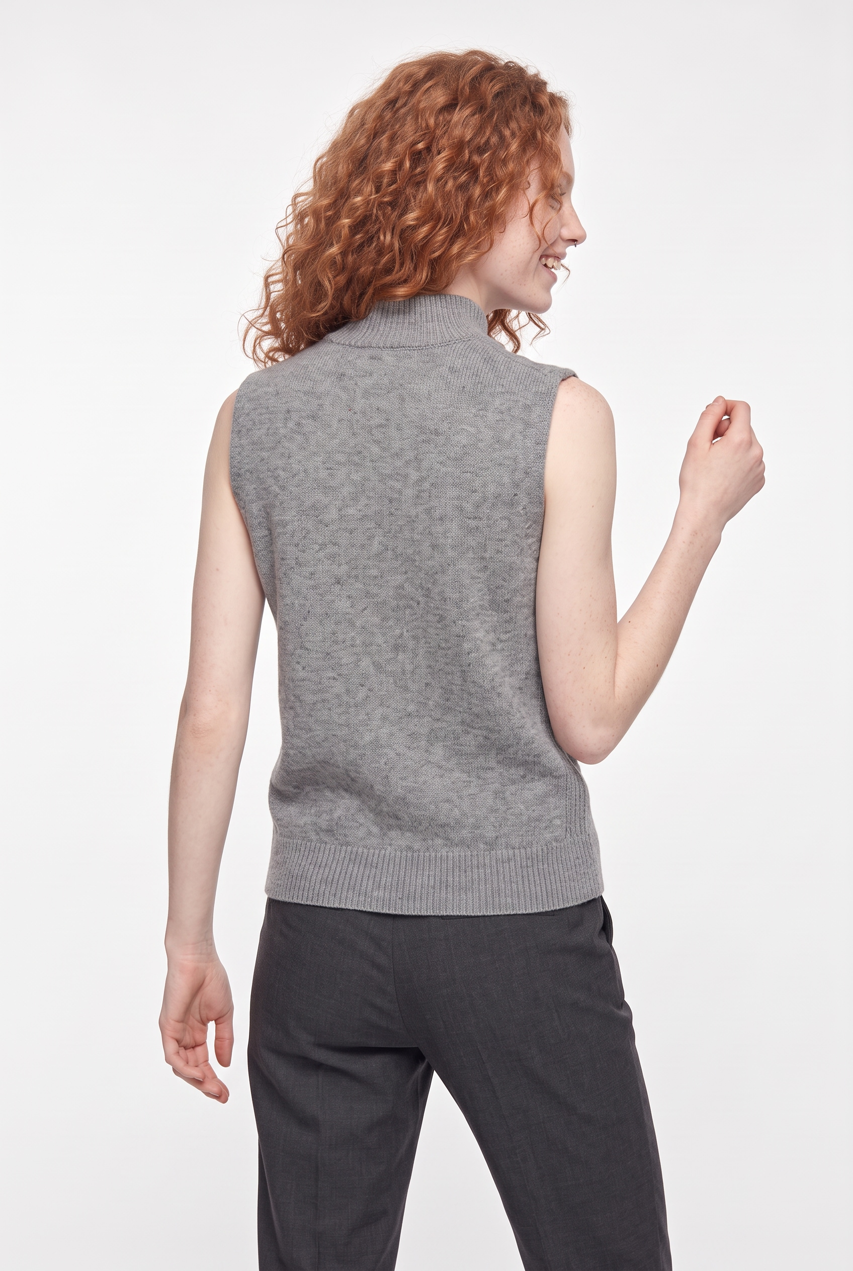 Saint Tropez Pull-over »TheresaSZ Vest« mélange de matériaux, coupe régulière