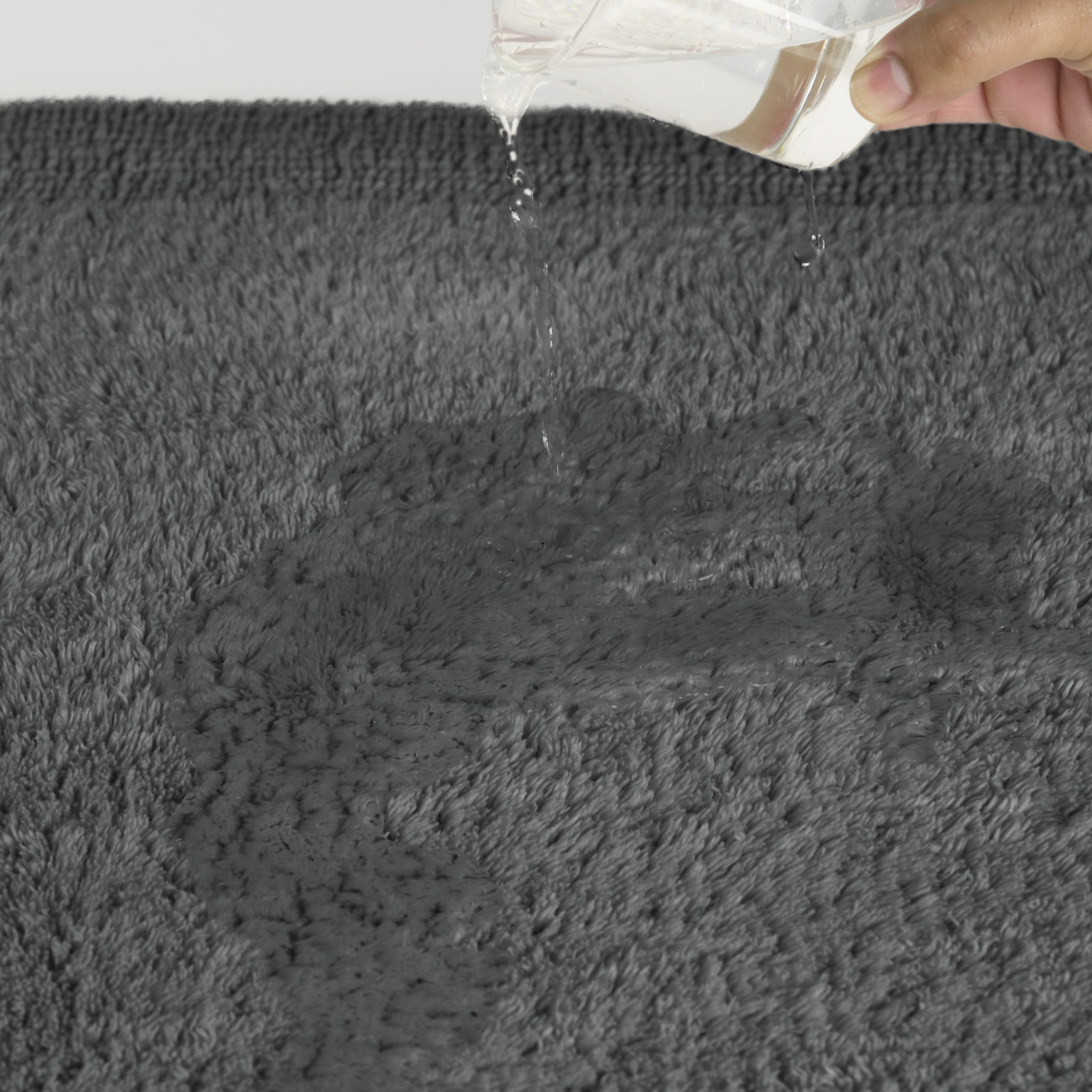 my home Badematte »Kapra, Badvorleger, Badezimmer Teppich«, beidseitig nutzbar-fussbodenheizungsgeeignet-strapazierfähig, mit Bordüre, Badteppich, Badematte, Baumwolle