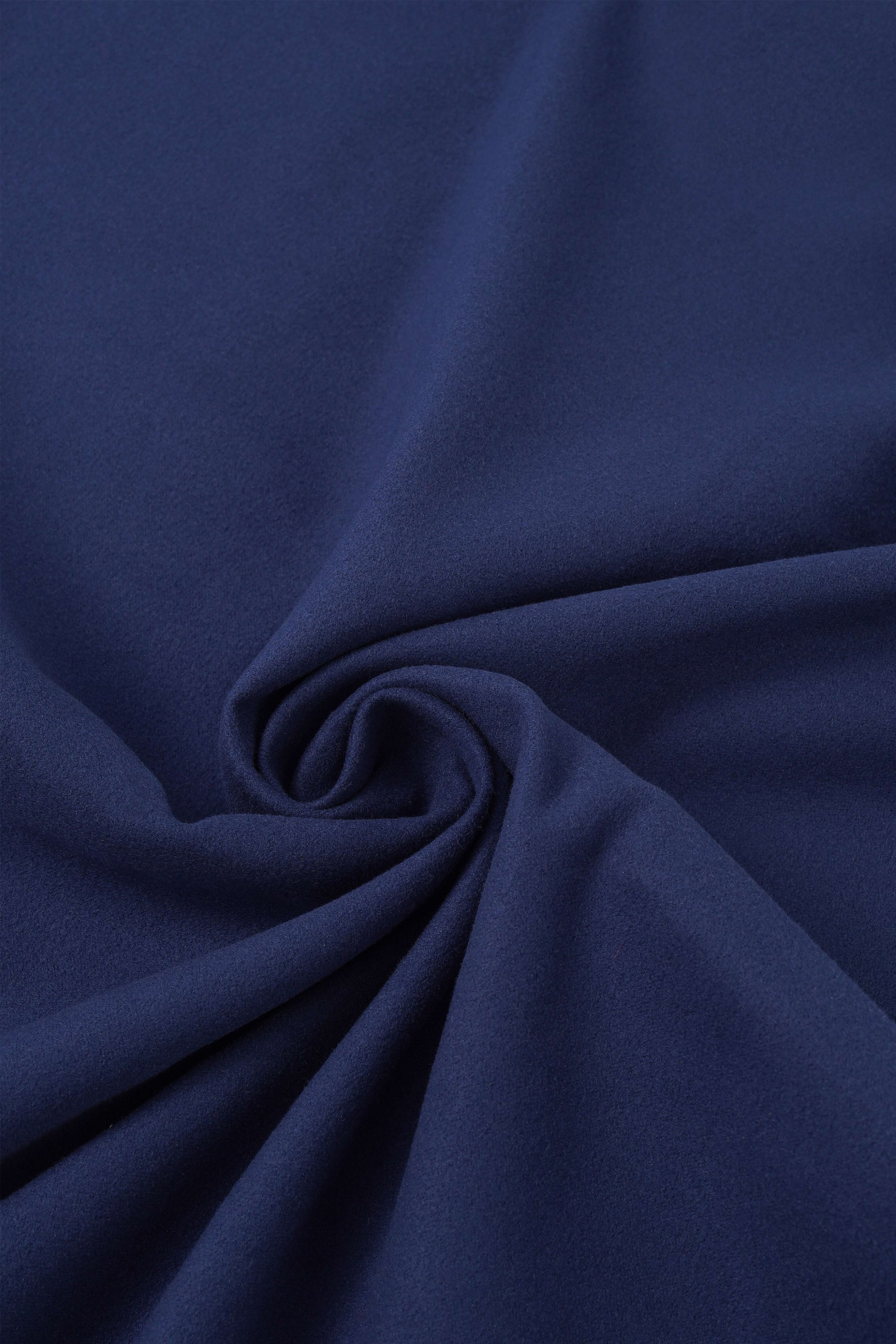 GOODproduct Handtücher »Leoa, diverse Grössen, Sporthandtuch, Reisehandtuch, Strandtuch« sehr leicht, kompakt, schnelltrocknend, Mikrofaser mit Kontrastnaht