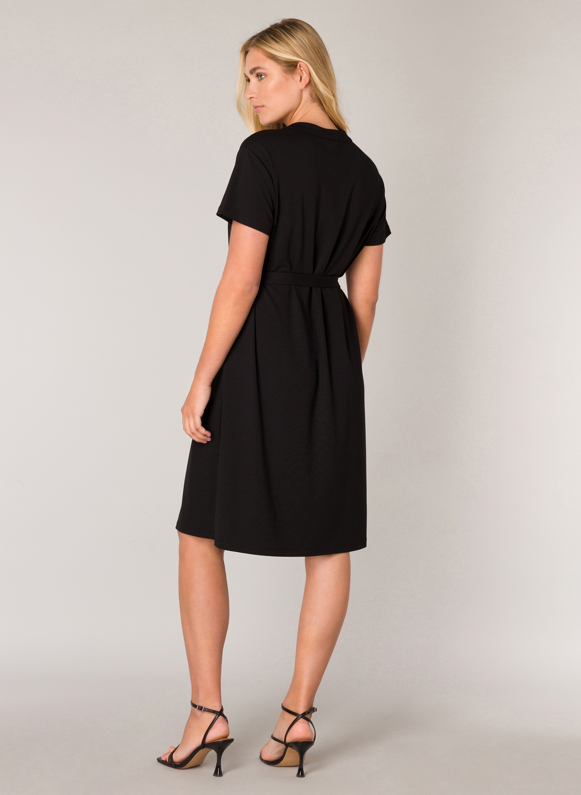 Base Level Sommerkleid »YEN«, mit Bindegürtel