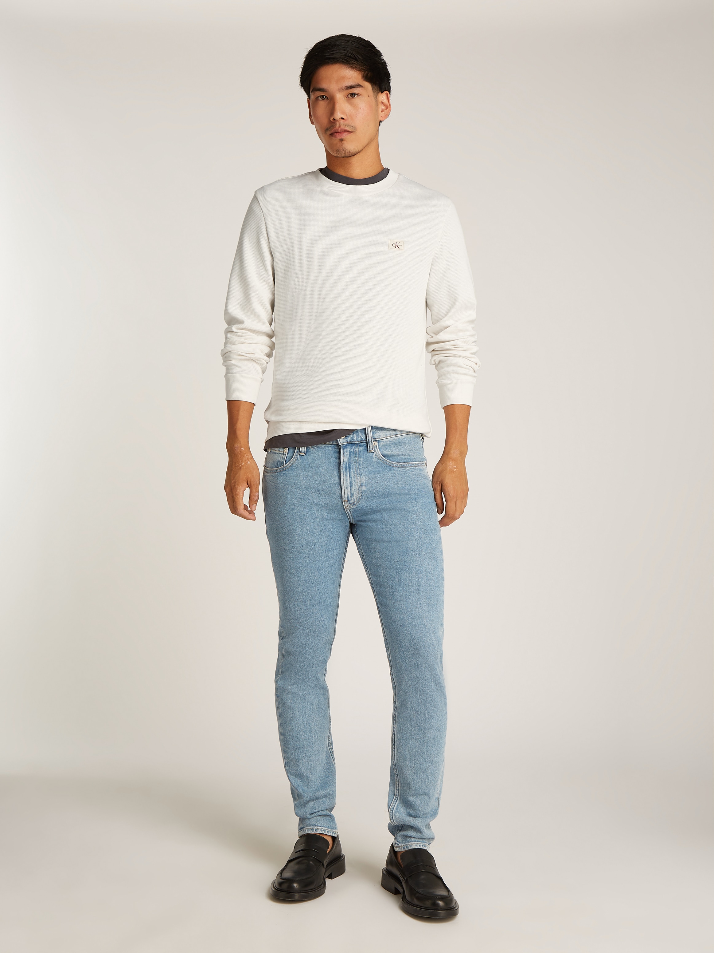 Calvin Klein Jeans Langarmshirt »WOVEN LABEL WAFFLE LS TEE«, Logodruck