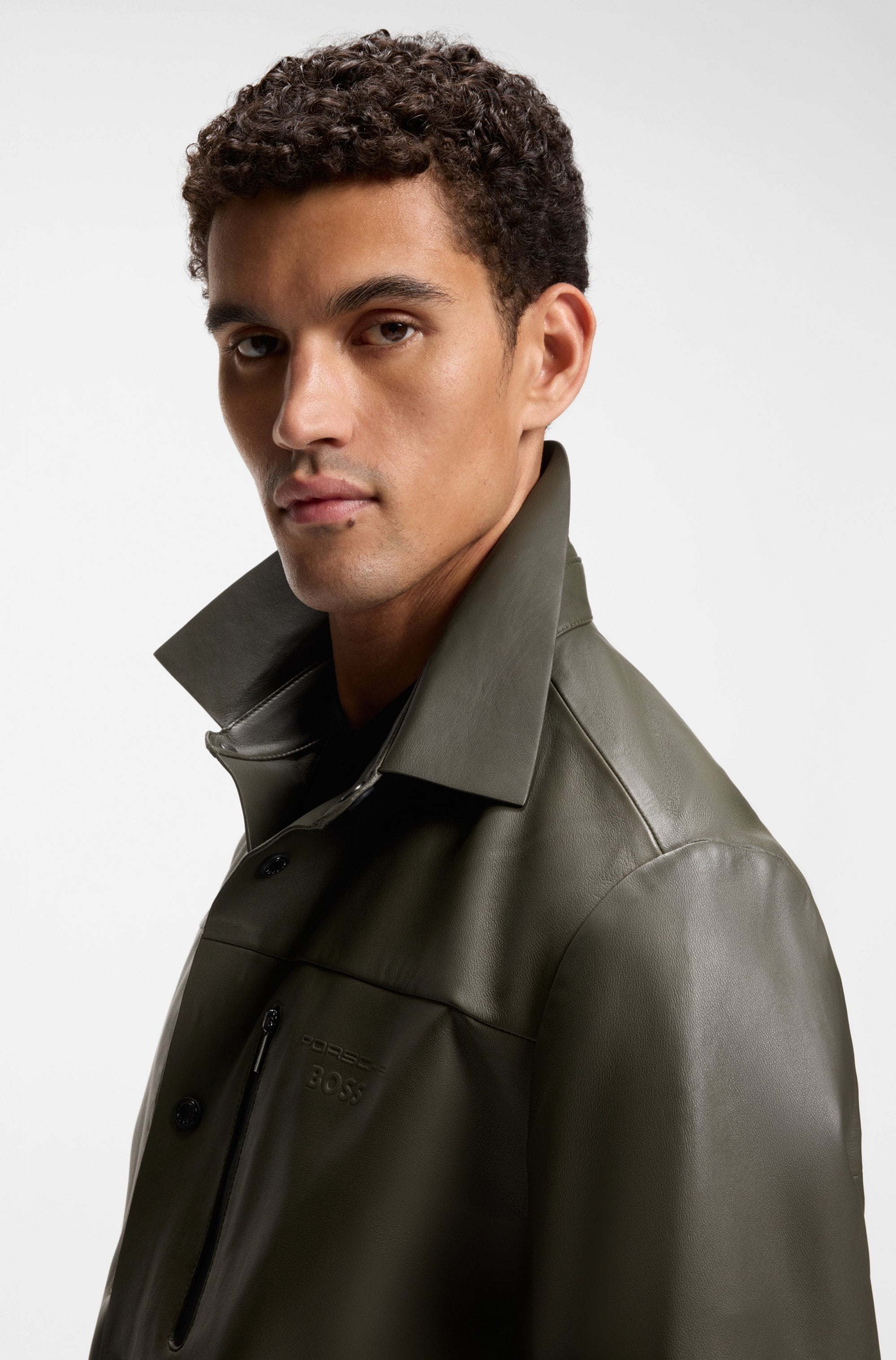 BOSS GREEN Veste chemise »Porsche Spirit 70 Capsule Collection« aus Nappaleder, Premium Herrenmode Limited