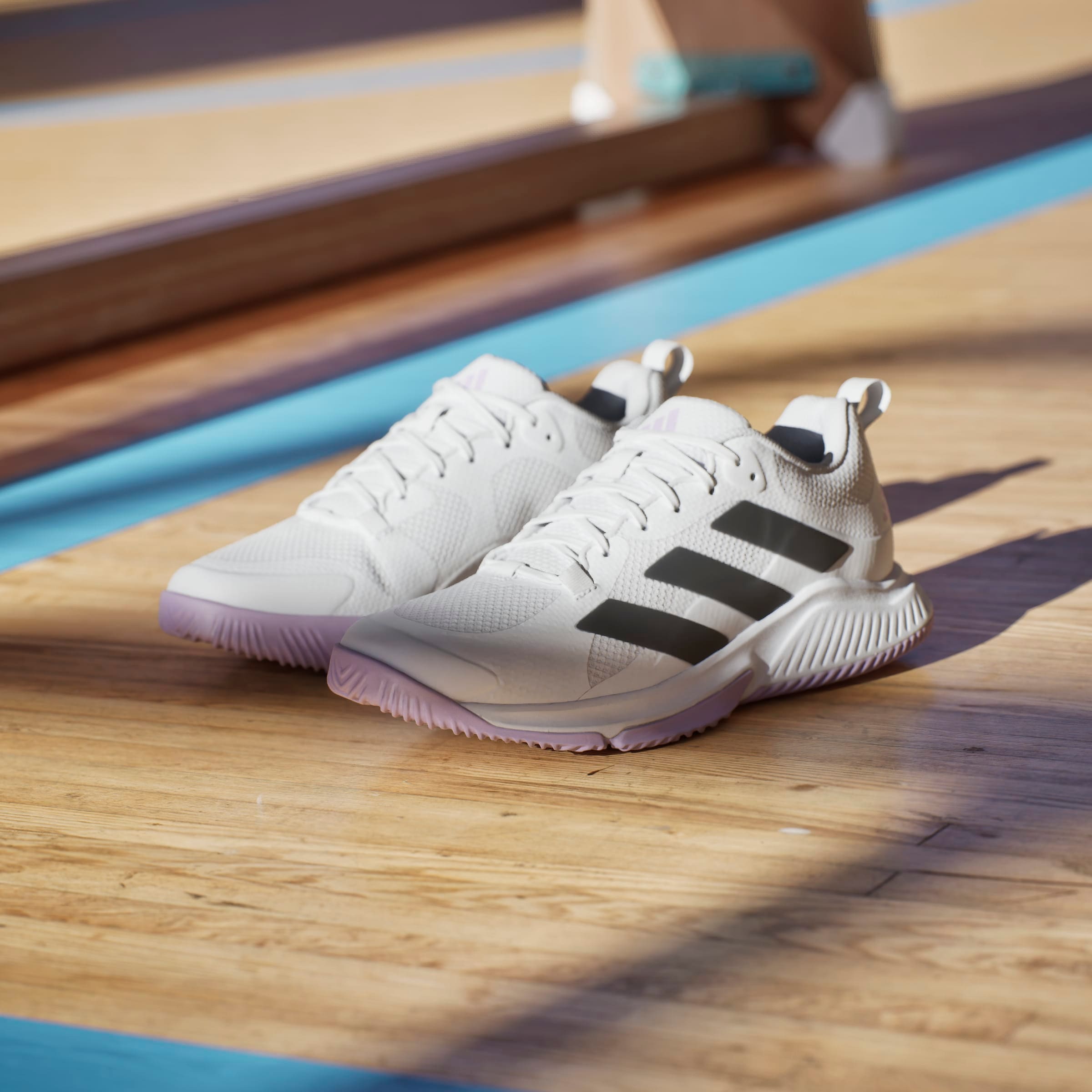 adidas Performance »COURT TEAM BOUNCE 2.0«  geeignet für jeden Hallensport