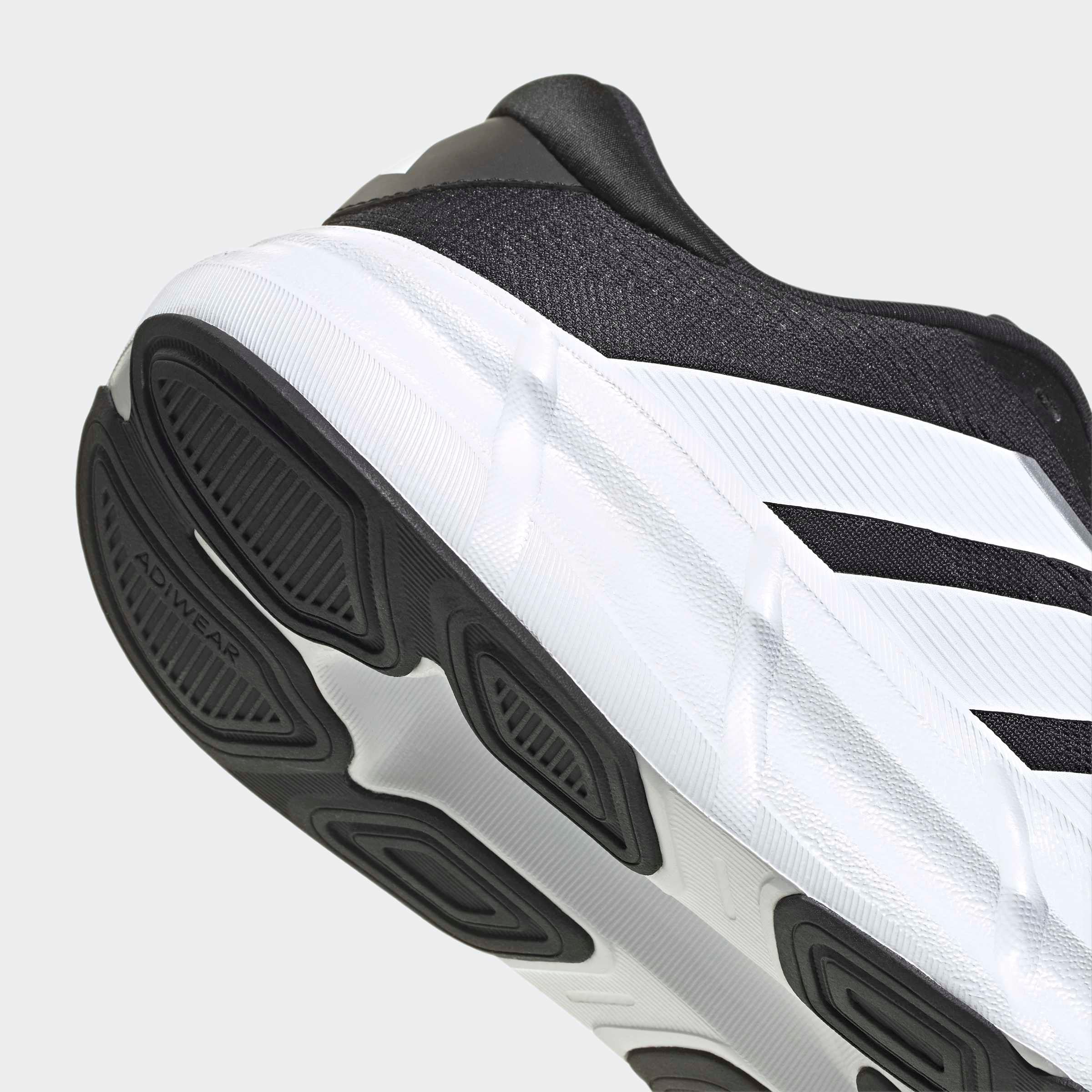 adidas Performance Chaussure de course »QUESTAR 4«