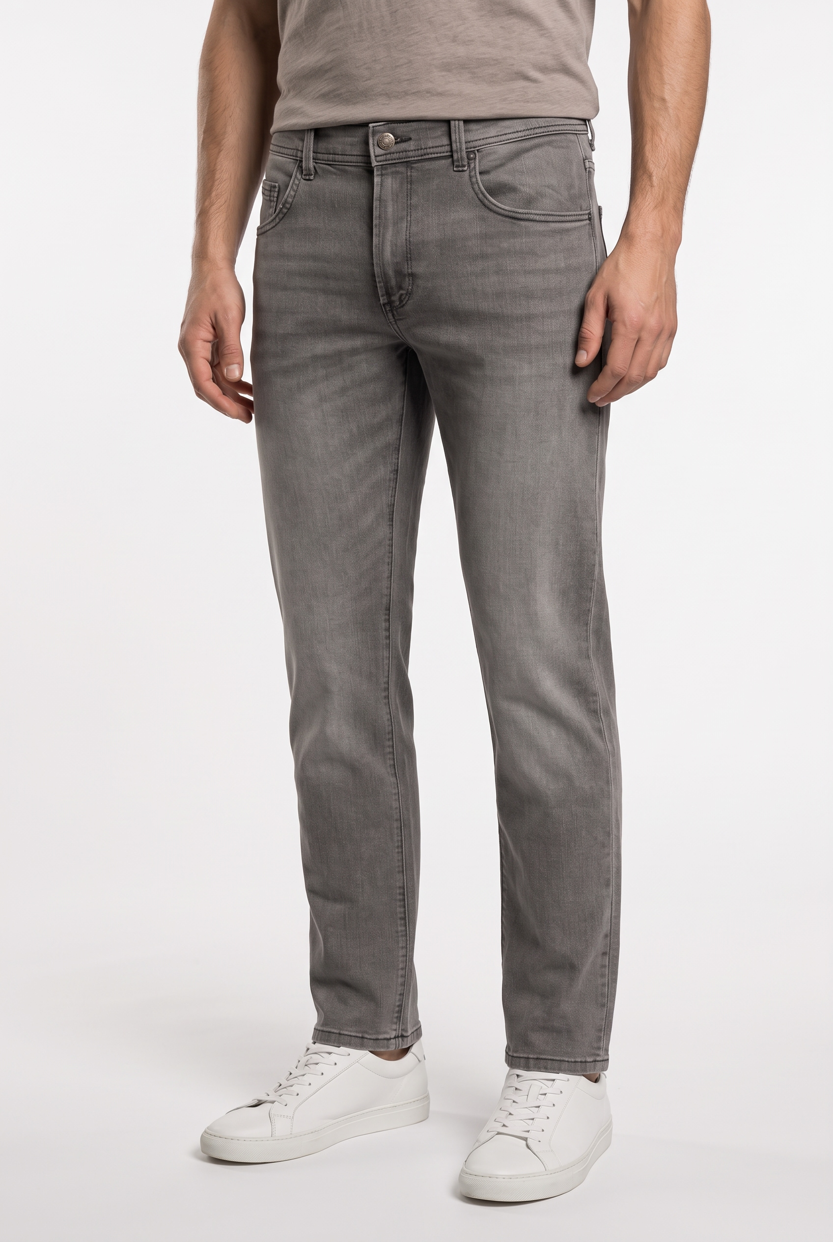 Image of Pioneer Authentic Jeans Straight-Jeans "Rando" Used denim