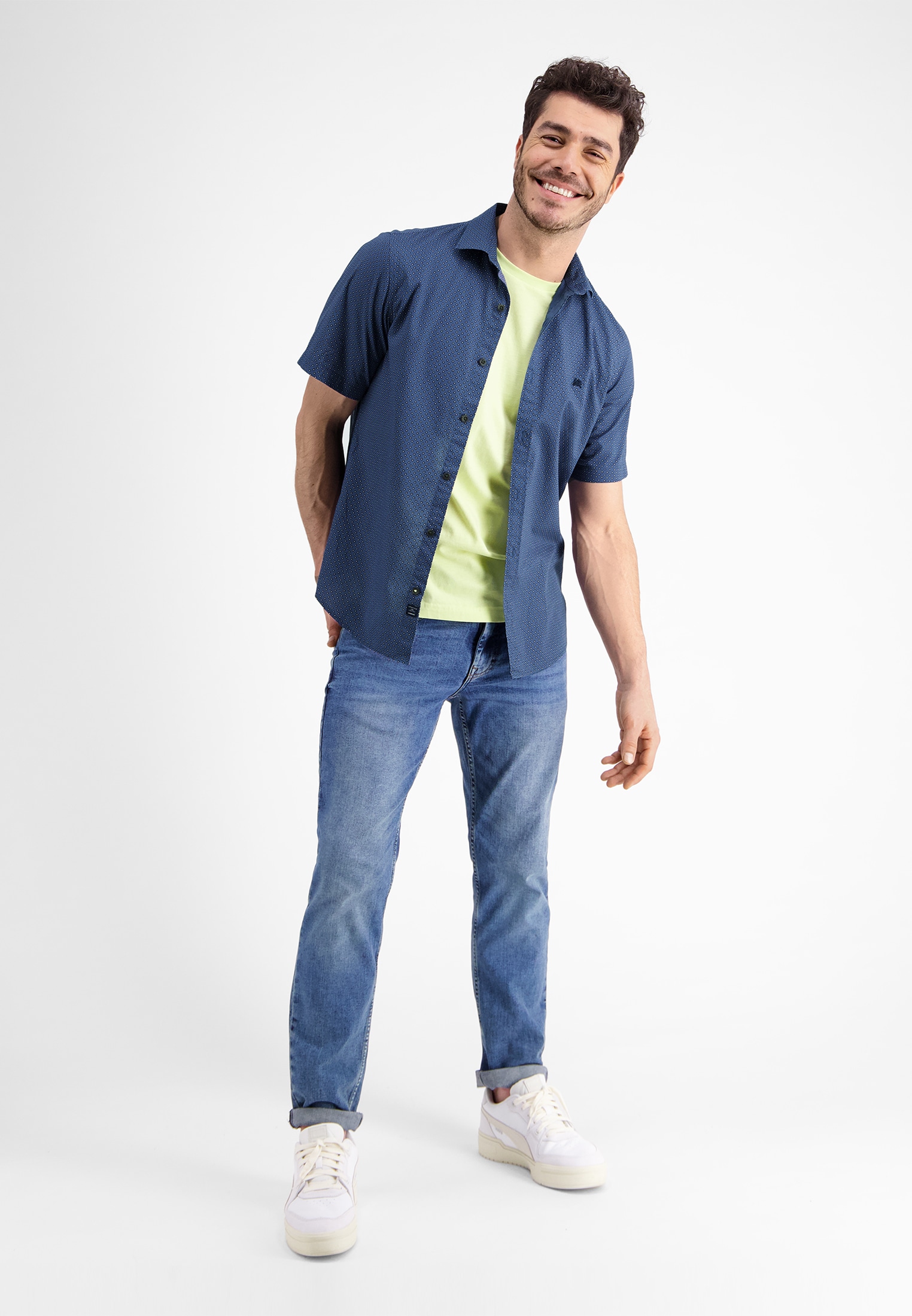 LERROS Chemise à manches courtes »Kurzarmhemd *Geometric AOP*«